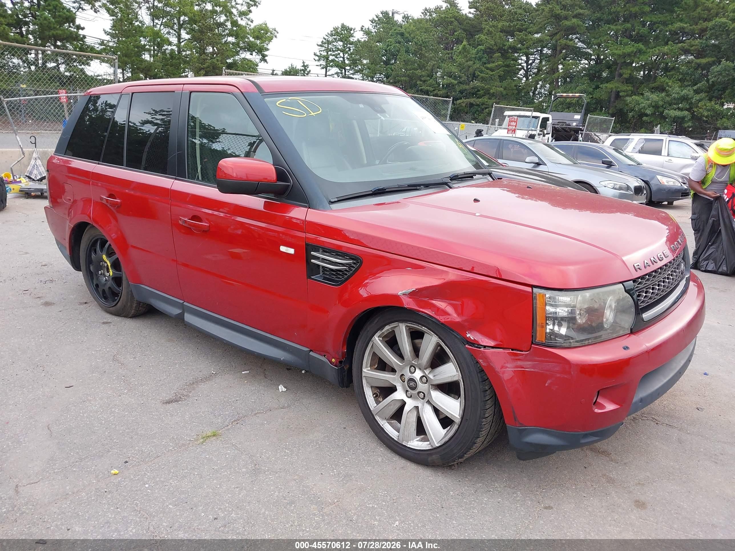 2013 Land rover Range rover sport VIN SALSF2D40DA807238 IAAI salvage auction — Side, Salvage (North Carolina), sold $1,425 on 2026-10-06 (photo 1)