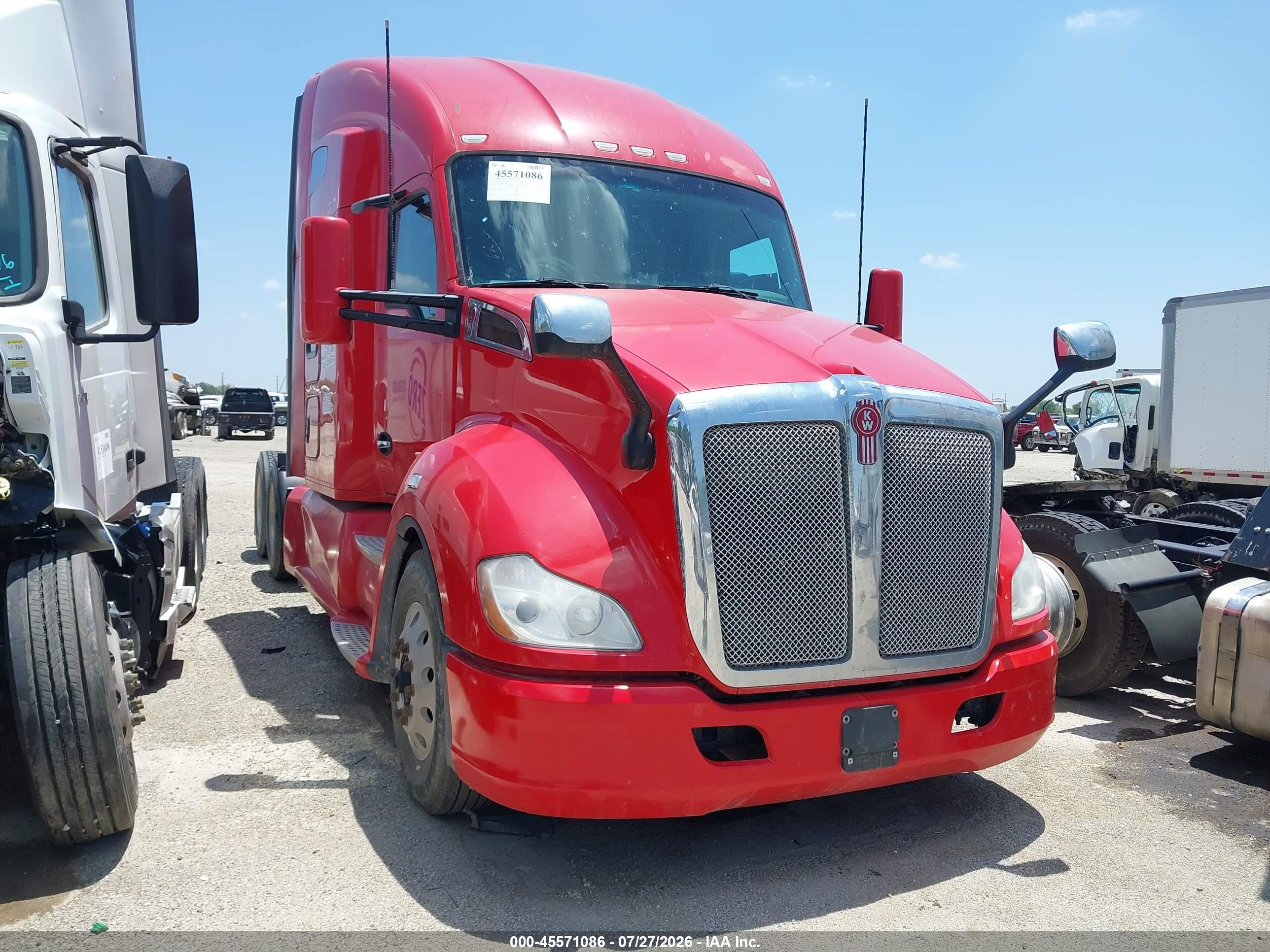 2019 Kenworth T680 VIN 1XKYDP9X5KJ224401 — IAAI salvage auction photo