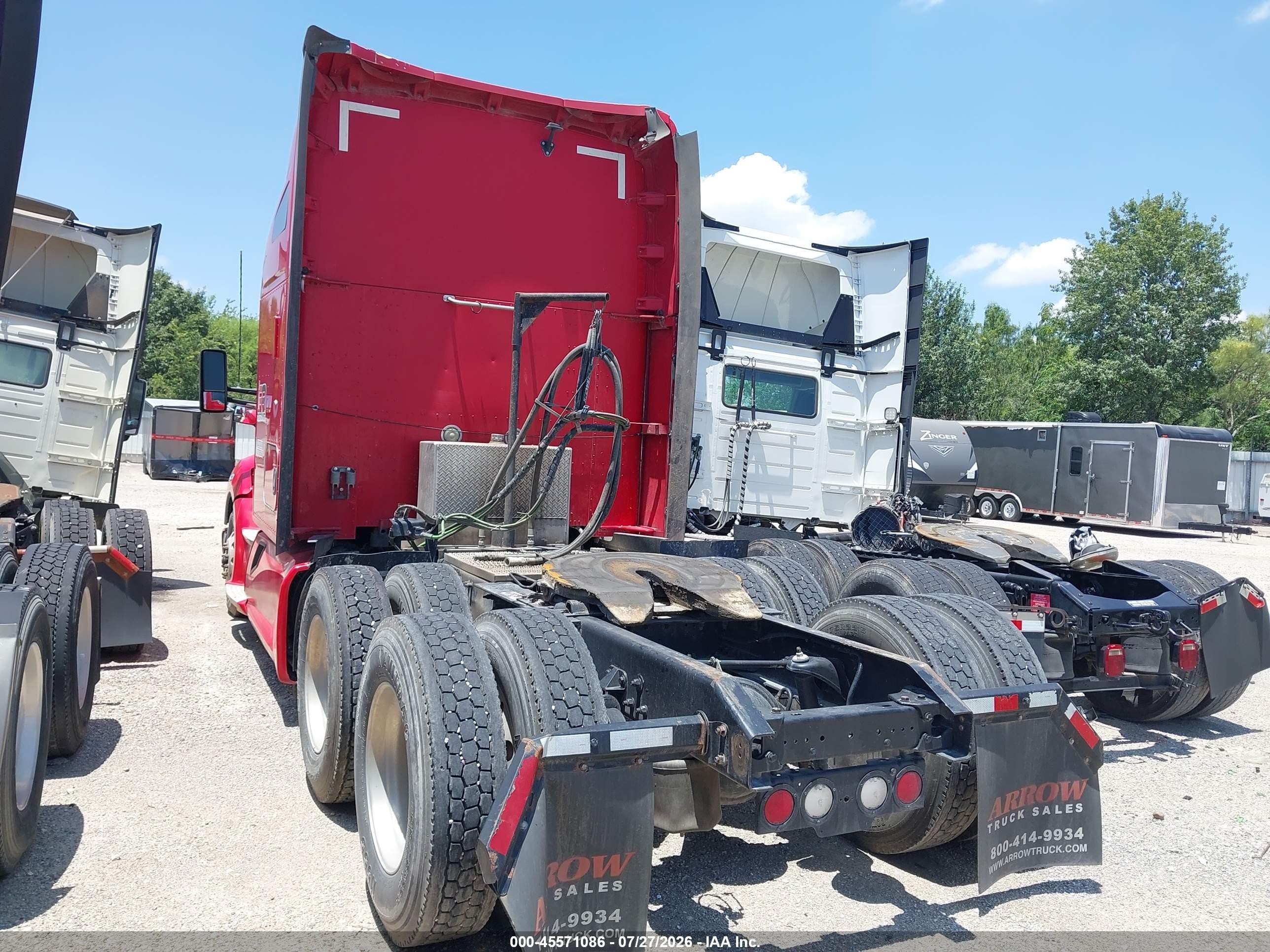 2019 Kenworth T680 VIN 1XKYDP9X5KJ224401 IAAI salvage auction — Unknown, Original (West Virginia), sold $18,100 on 2026-09-12 (photo 3)