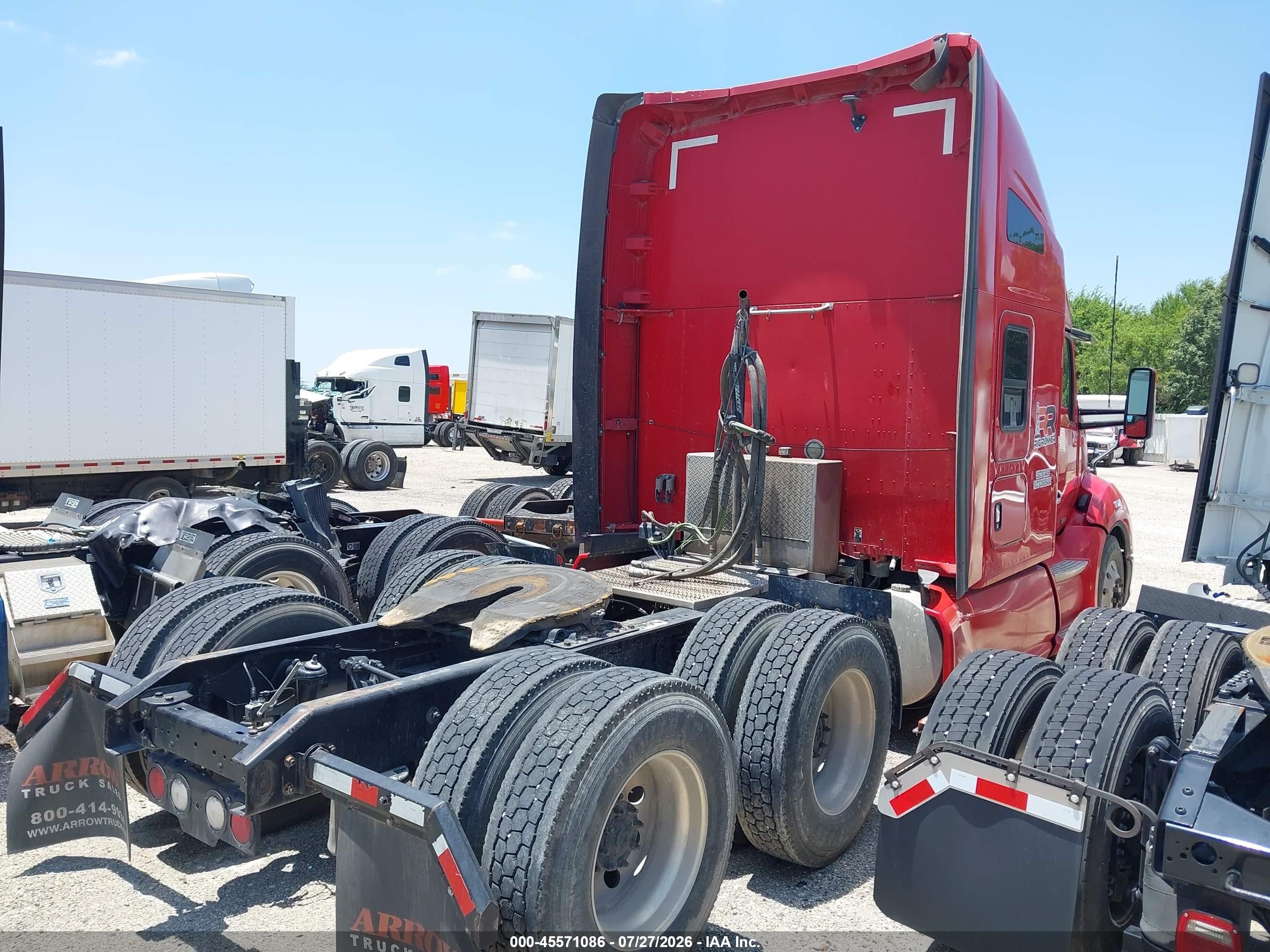 2019 Kenworth T680 VIN 1XKYDP9X5KJ224401 IAAI salvage auction — Unknown, Original (West Virginia), sold $18,100 on 2026-09-12 (photo 4)