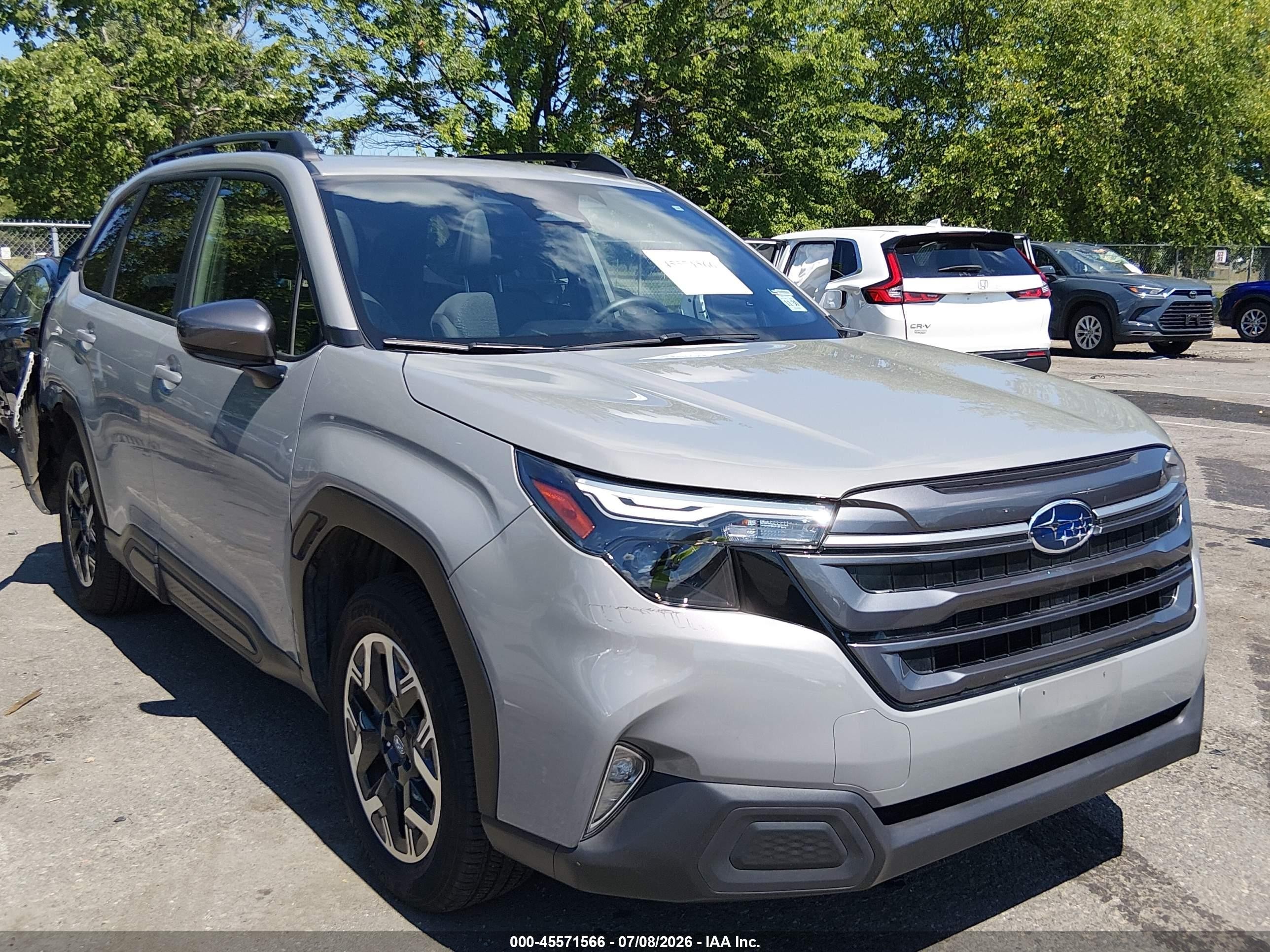 2025 Subaru Forester VIN JF2SLDBC4SH615560 — IAAI salvage auction photo