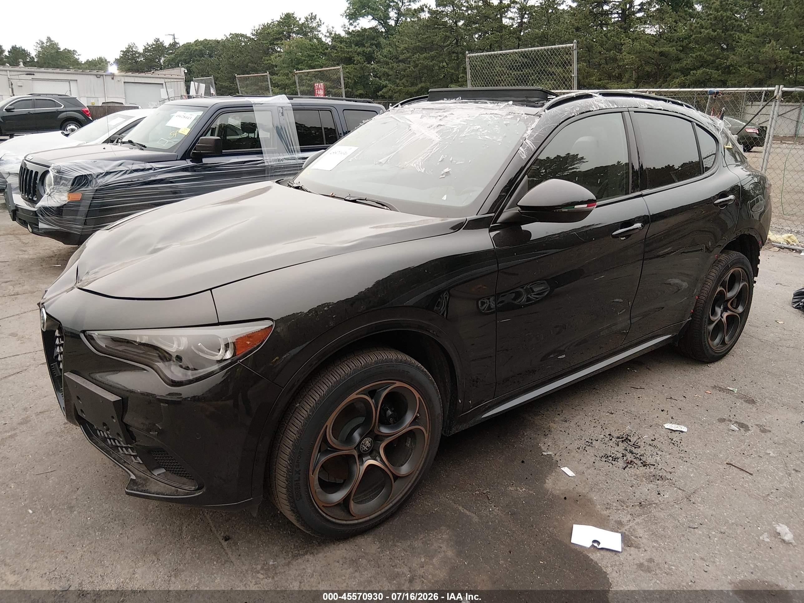 2025 Alfa romeo Stelvio VIN ZASPAKAN4S7E04373 IAAI salvage auction — Front & Rear, Mv-907A (New York), sold $16,700 on 2026-10-07 (photo 2)