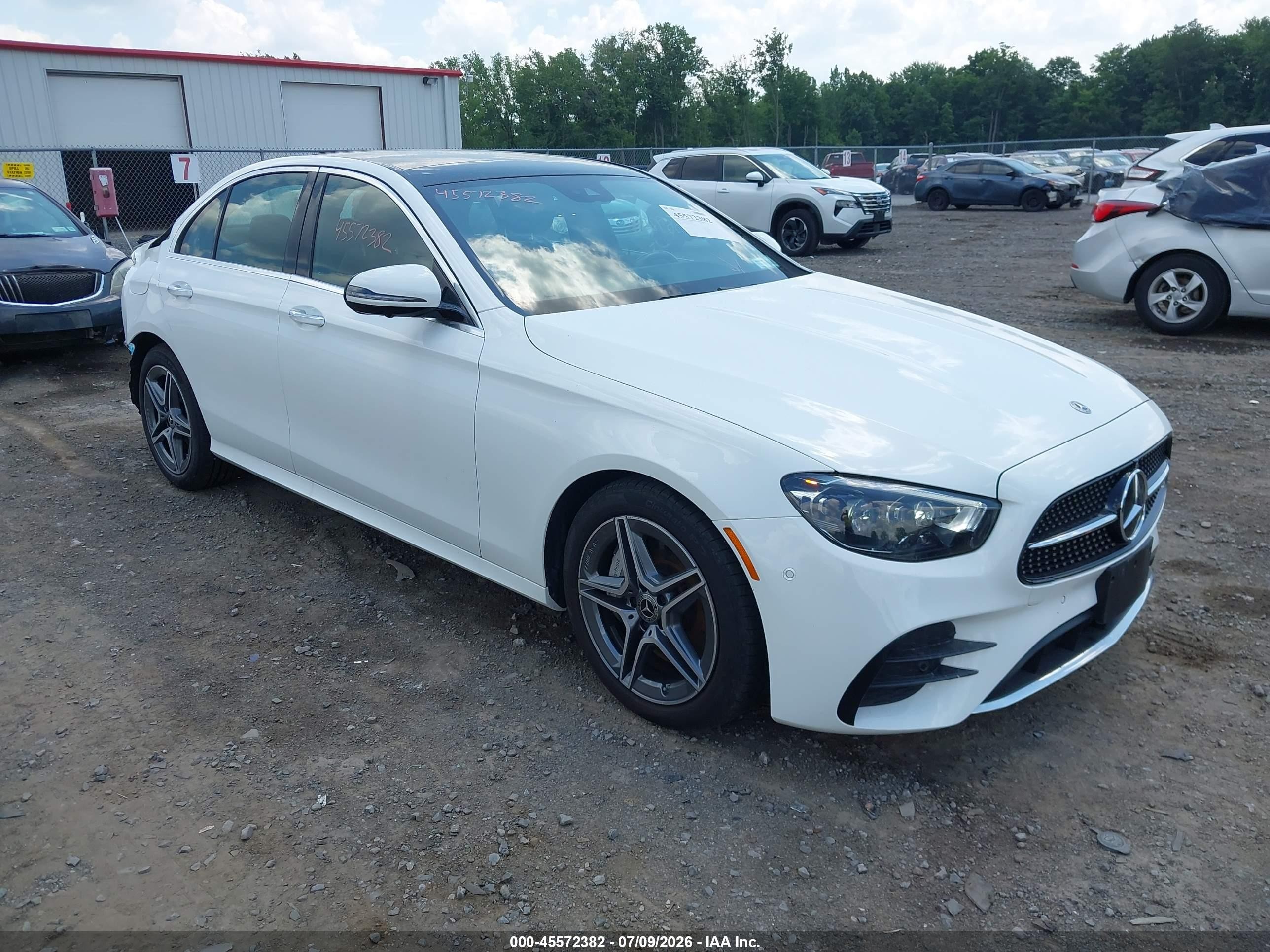 2023 Mercedes-Benz E-Class VIN W1KZF8EB8PB176670 — IAAI salvage auction photo
