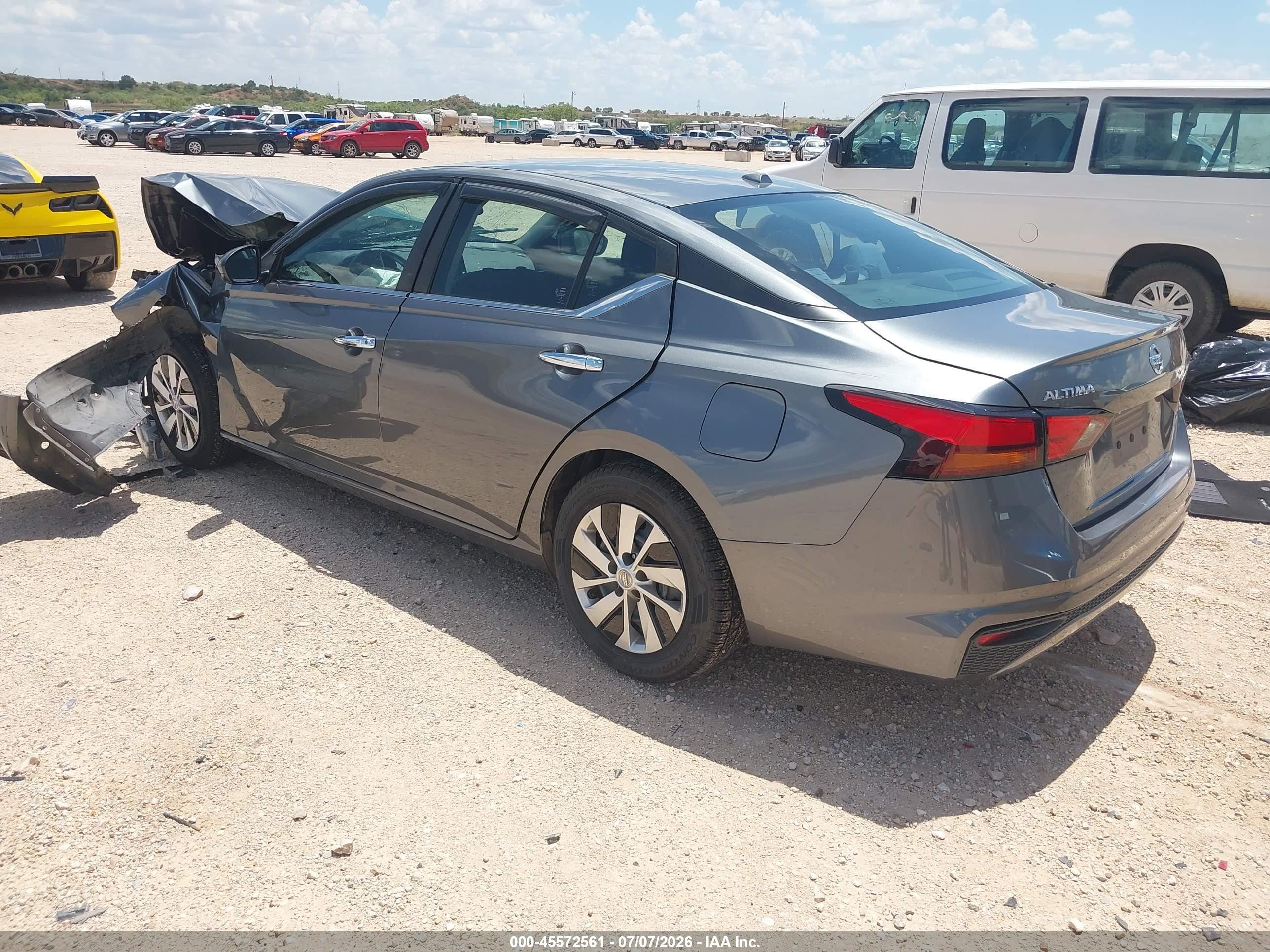 2019 Nissan Altima VIN 1N4BL4BV0KC169717 IAAI salvage auction — Front End, Salvage (Texas), sold $550 on 2026-08-30 (photo 3)