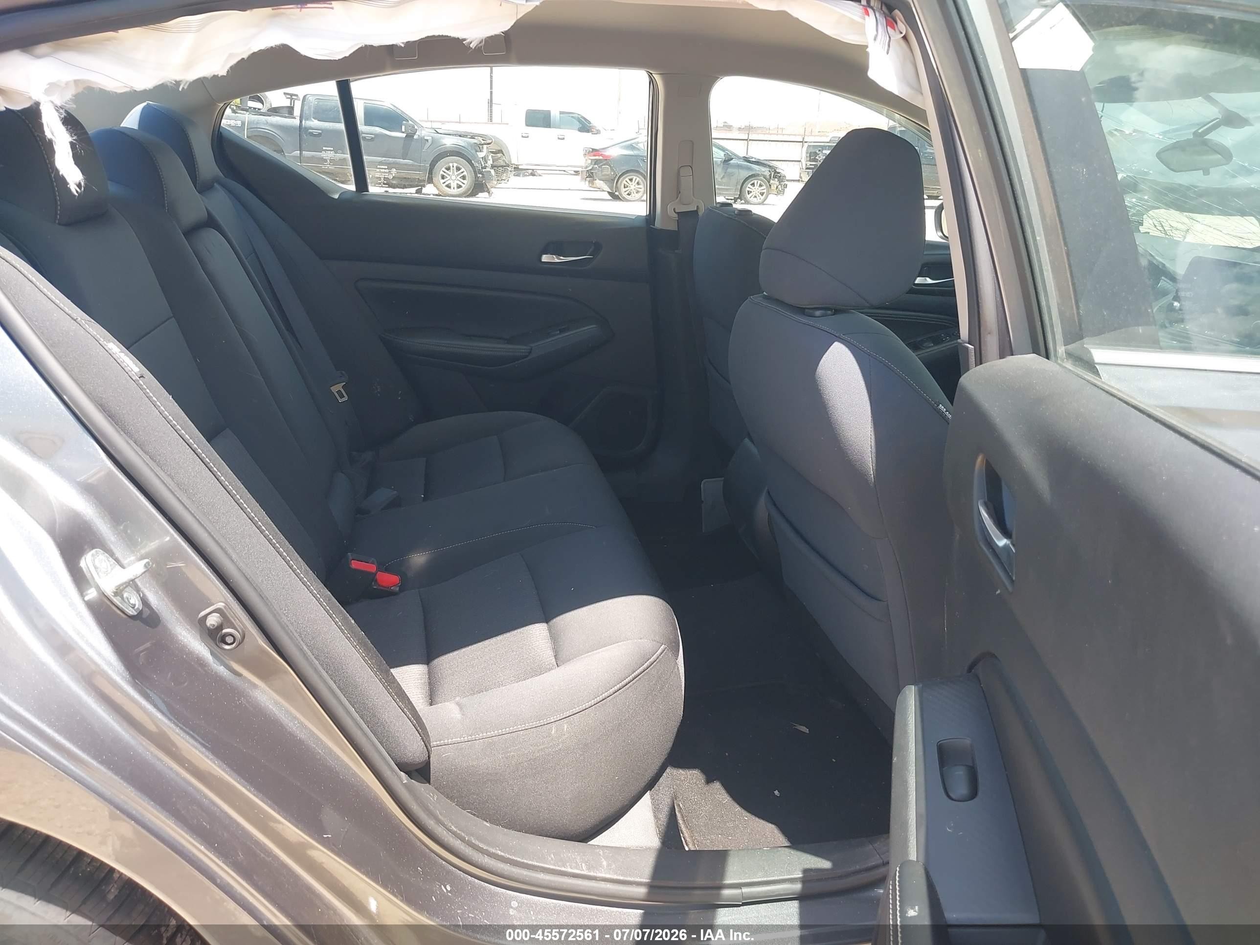 2019 Nissan Altima VIN 1N4BL4BV0KC169717 IAAI salvage auction — Front End, Salvage (Texas), sold $550 on 2026-08-30 (photo 8)
