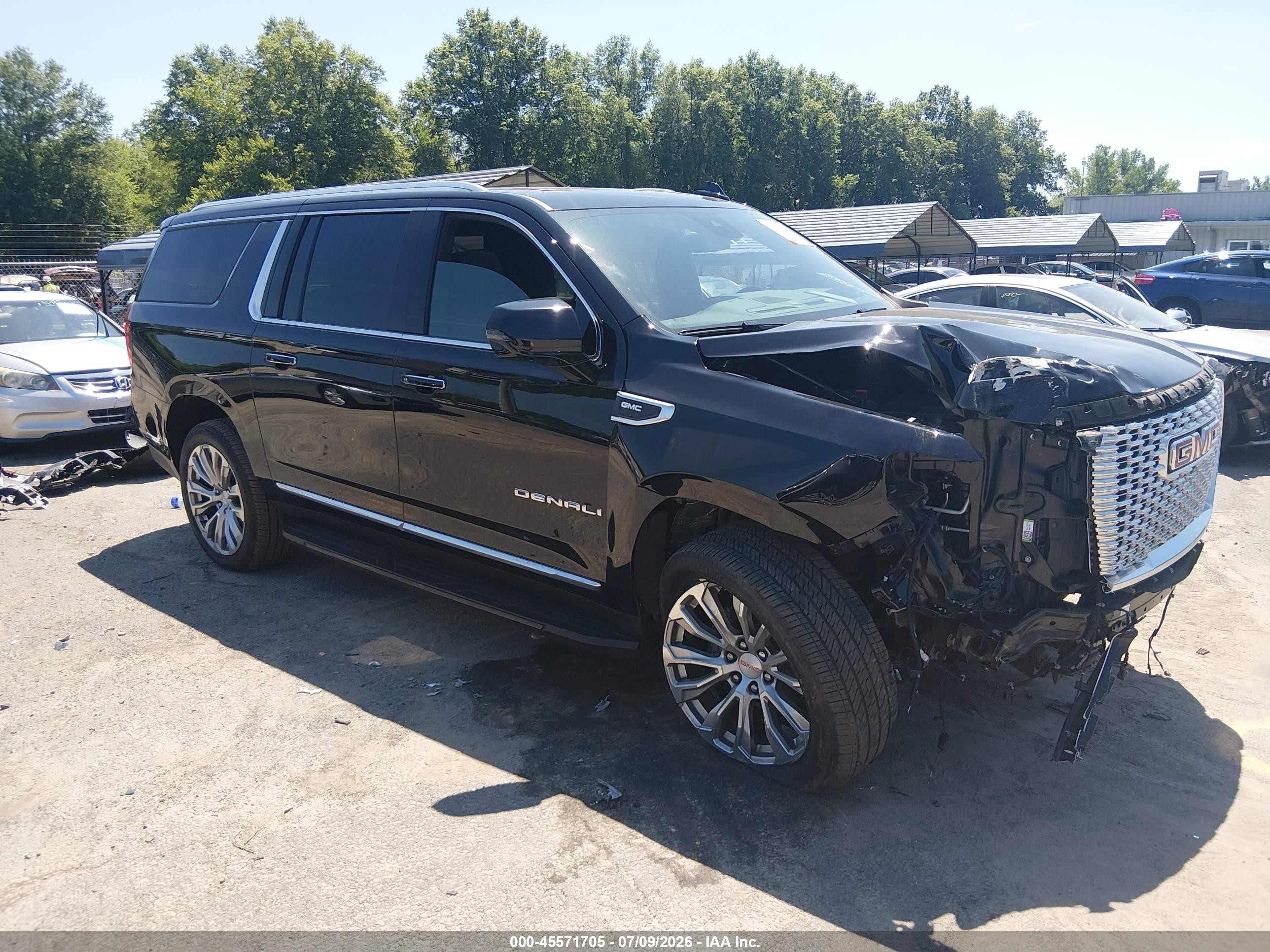 2024 GMC Yukon XL VIN 1GKS2JKL2RR407573 — IAAI salvage auction photo
