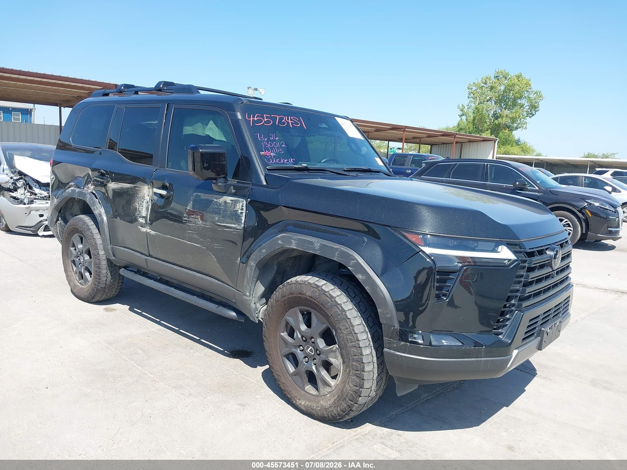 2025 Lexus GX 550 VIN JTJTBCDX5S5039508 — IAAI salvage auction photo