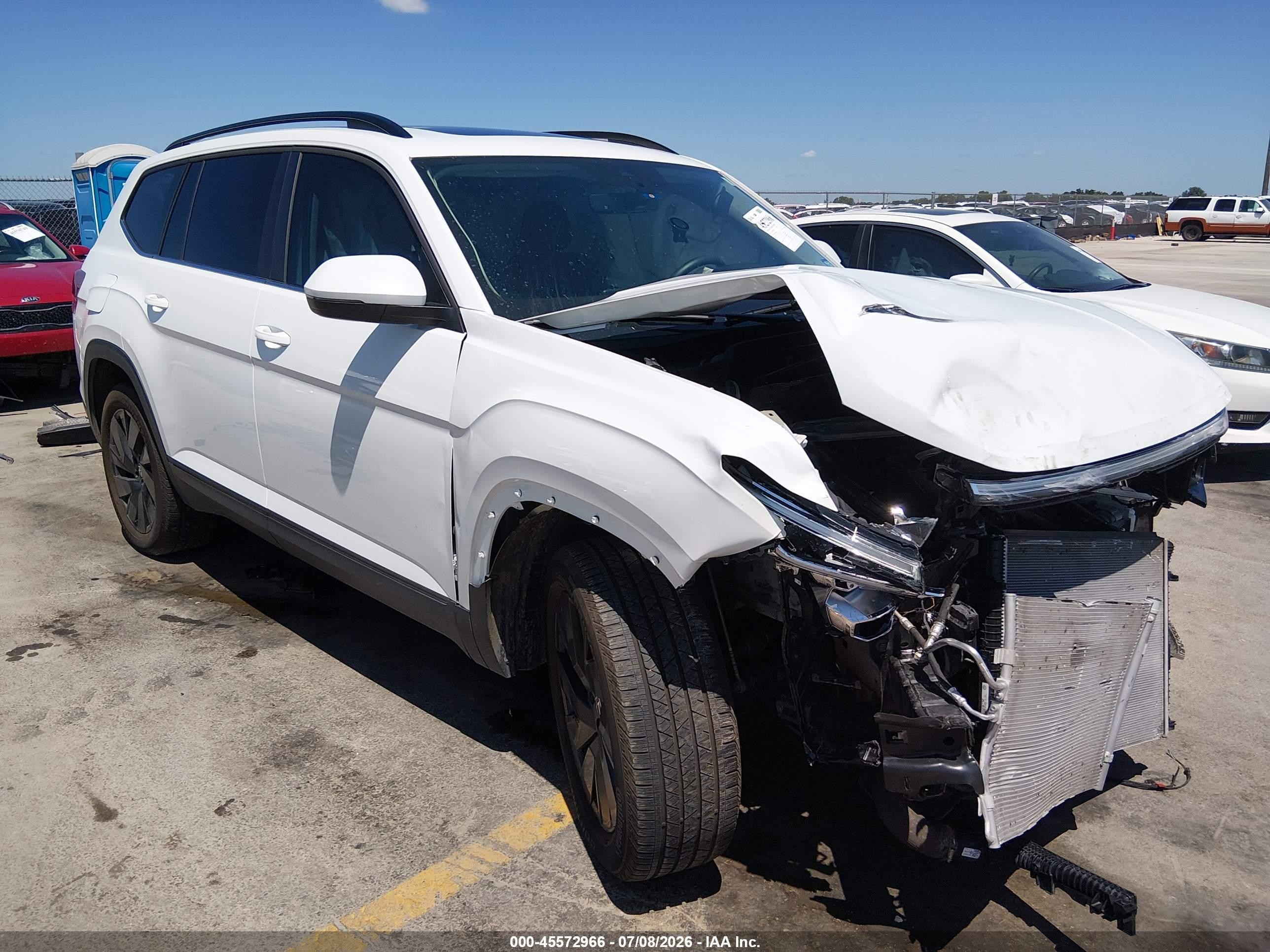 2025 Volkswagen Atlas VIN 1V2JR2CA3SC520218 — IAAI salvage auction photo