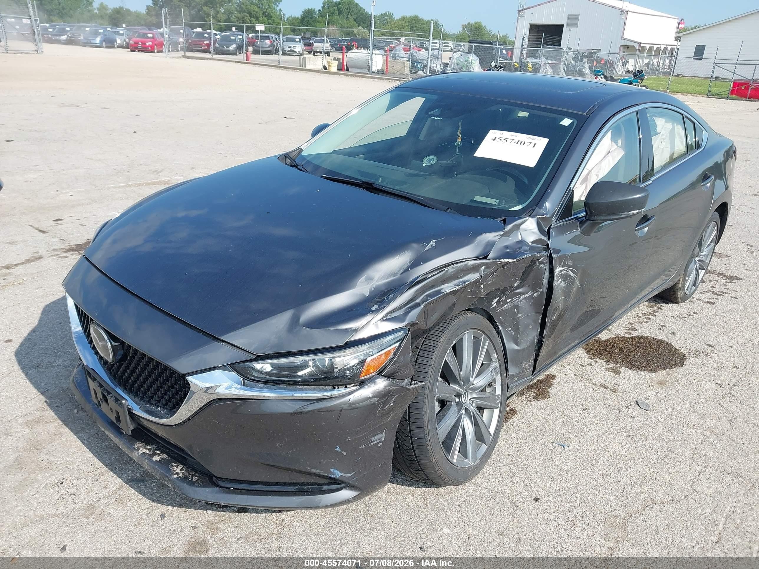2018 Mazda 6 VIN JM1GL1VM0J1324732 IAAI salvage auction — Unknown, Salvage (Illinois), sold $2,650 on 2026-09-09 (photo 2)