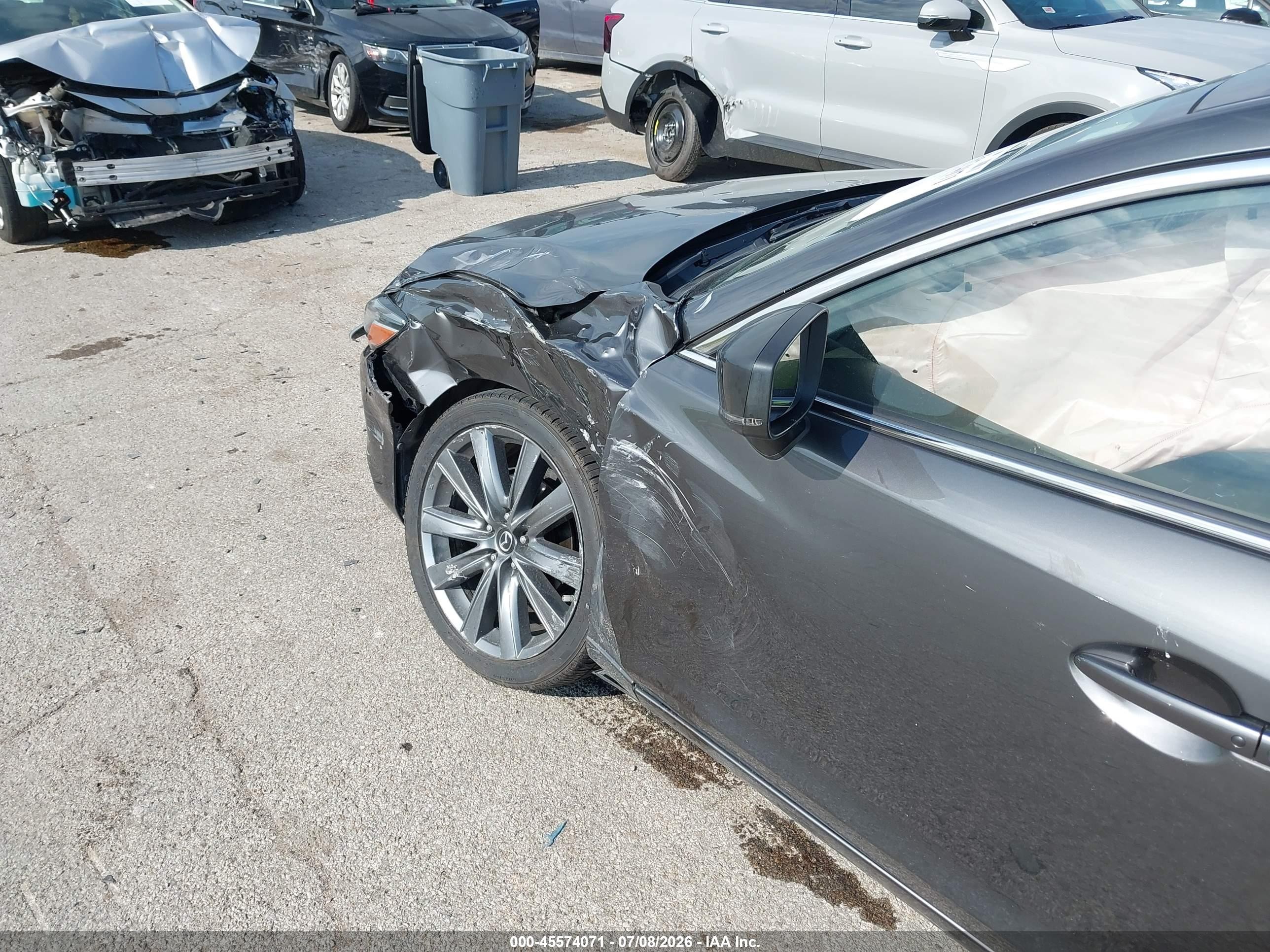 2018 Mazda 6 VIN JM1GL1VM0J1324732 IAAI salvage auction — Unknown, Salvage (Illinois), sold $2,650 on 2026-09-09 (photo 6)
