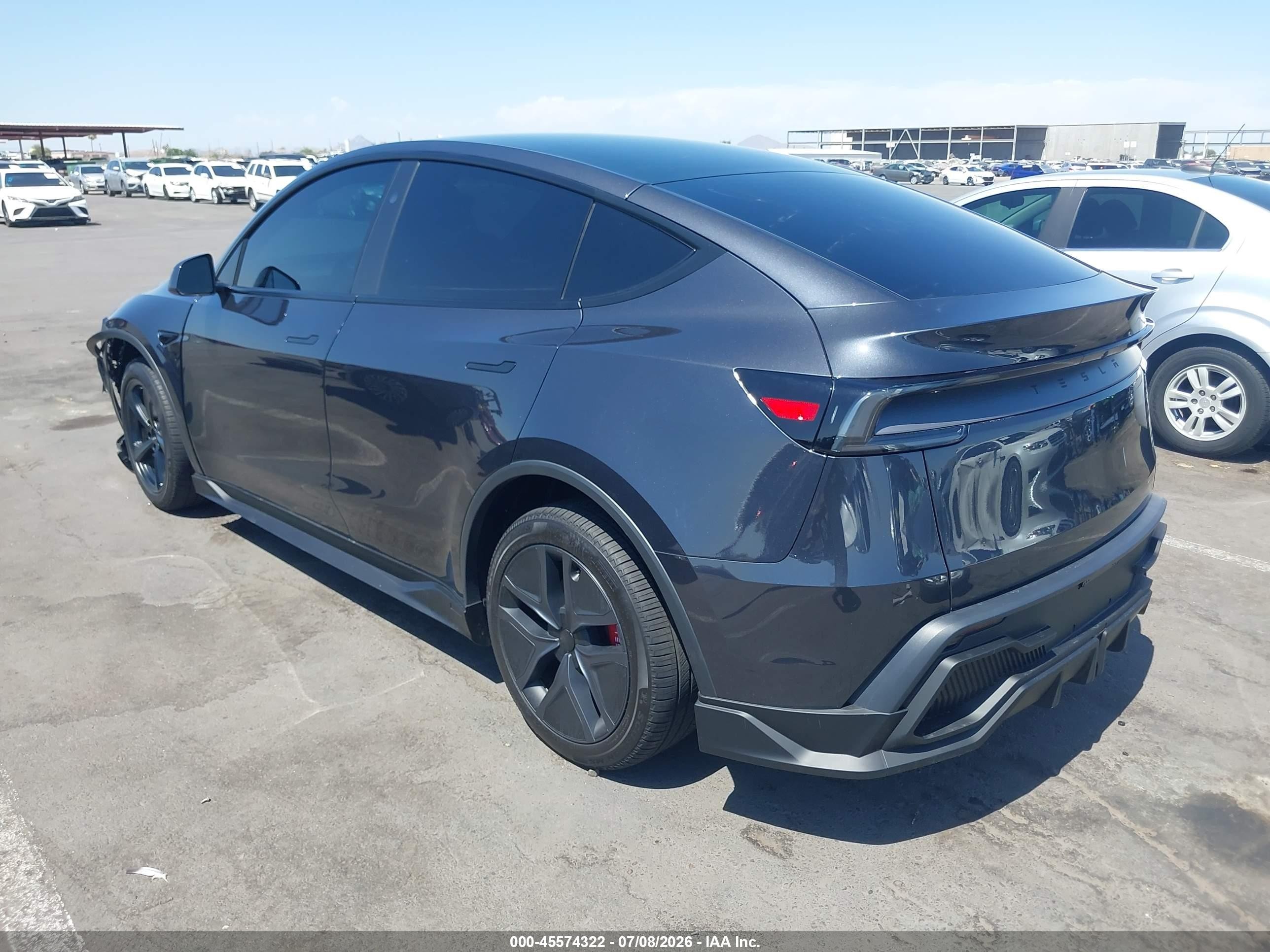 2026 Tesla Model Y VIN 7SAYGDED9TF626172 IAAI salvage auction — Unknown, Salvage (Arizona), sold $25,000 on 2026-08-22 (photo 3)