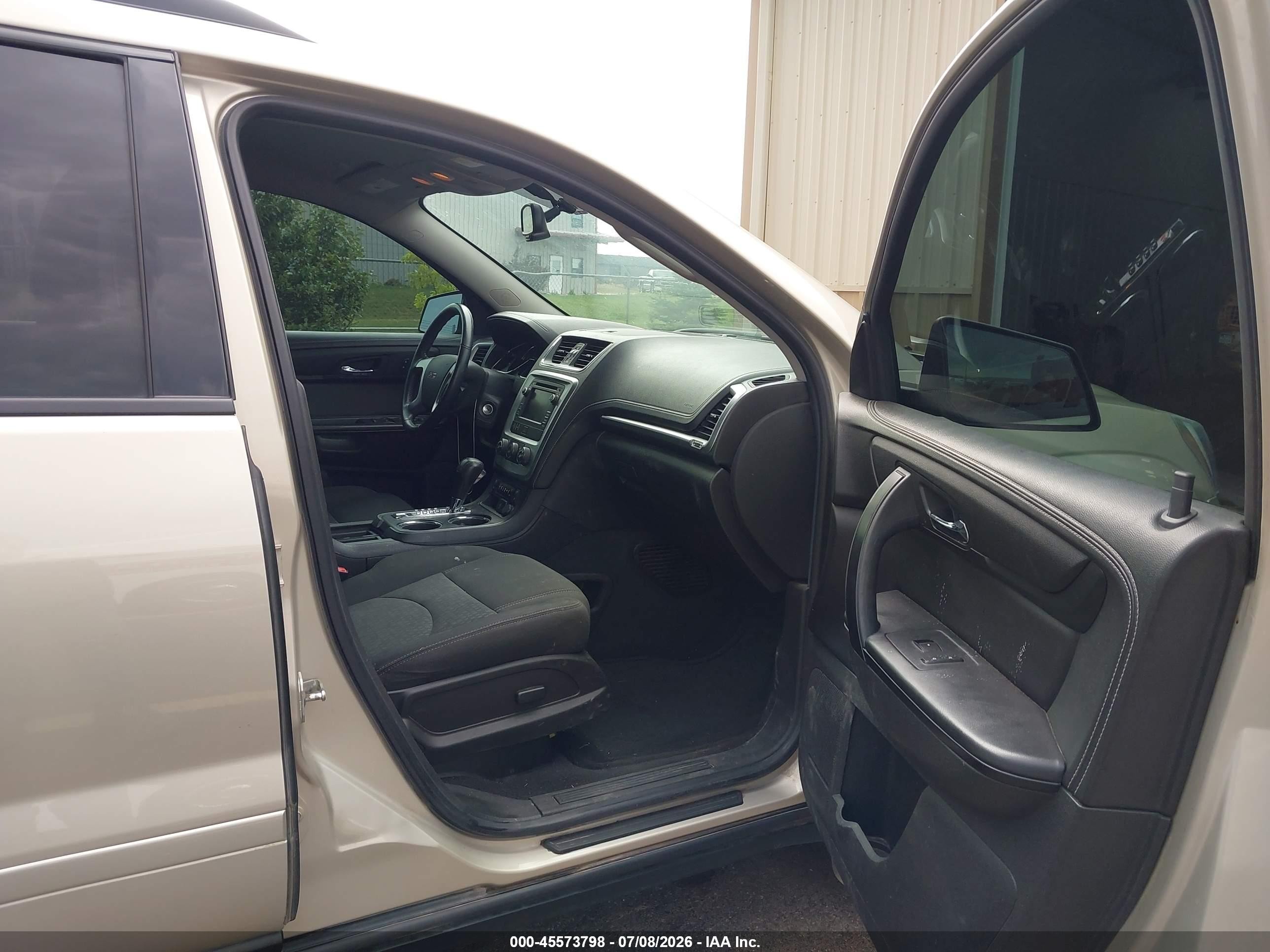 2015 Gmc Acadia VIN 1GKKVPKD7FJ322869 IAAI salvage auction — Hail, Regular (South Dakota), sold $2,750 on 2026-09-26 (photo 5)