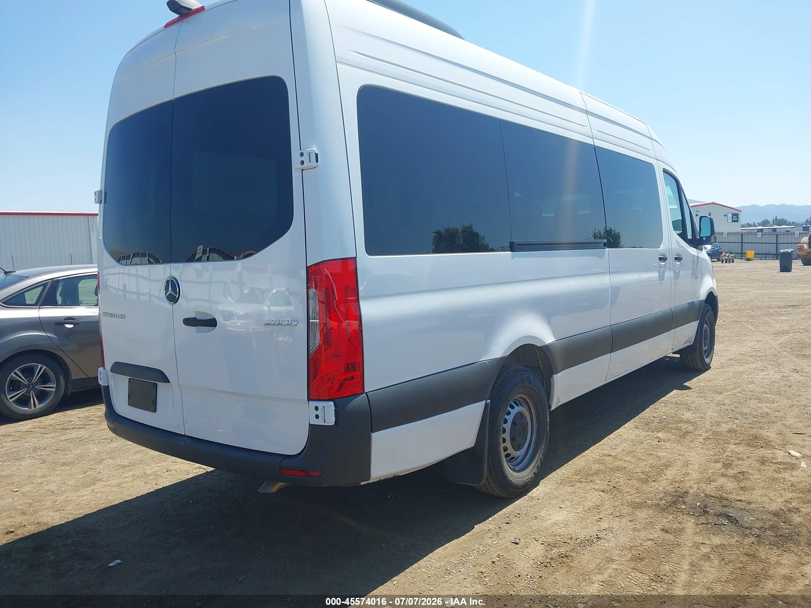 2026 Mercedes-Benz Sprinter VIN W1Z4KGHY1TT617691 IAAI salvage auction — Front End, Enterprise Vehicles Clear Only (Utah), sold $33,000 on 2026-07-11 (photo 4)