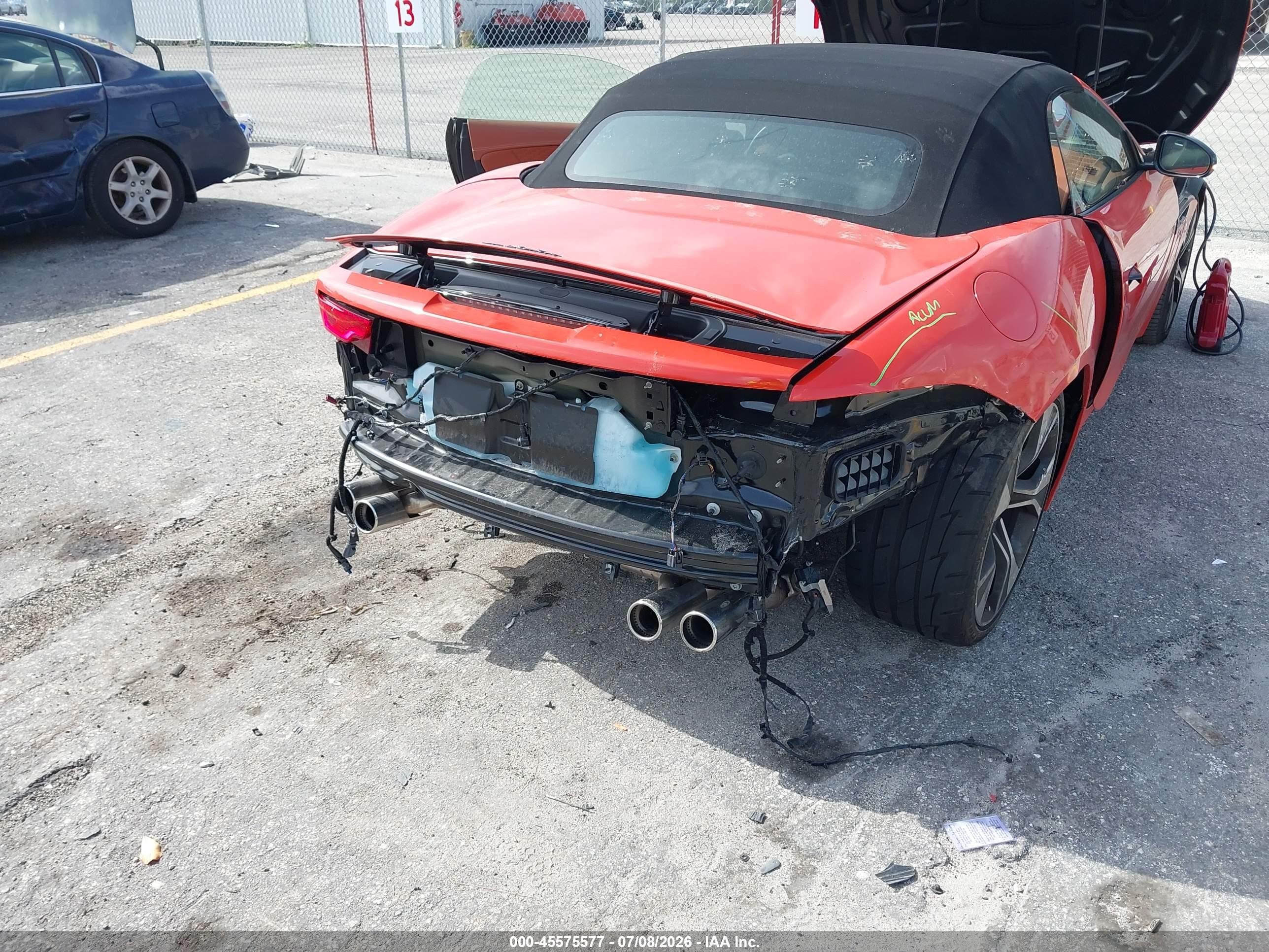 2023 Jaguar F-type VIN SAJDD5EE7PCK82994 IAAI salvage auction — Front & Rear, Rebuildable (Florida), sold $25,250 on 2026-08-10 (photo 6)