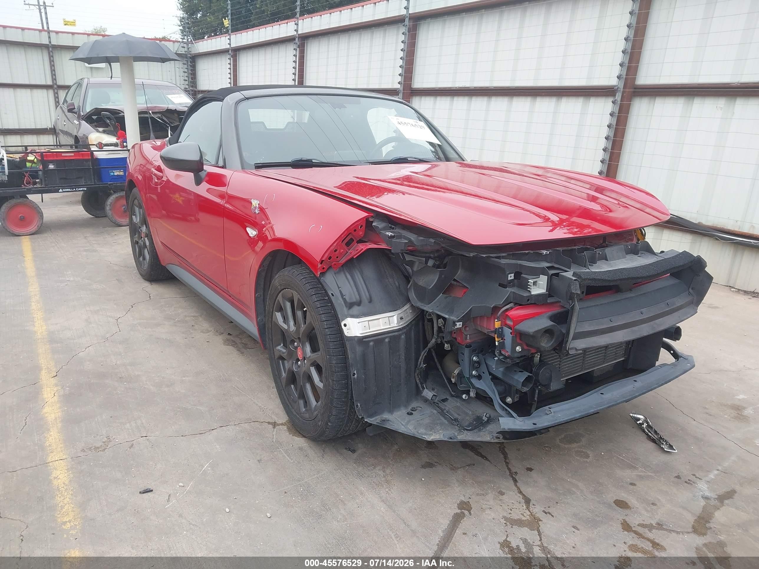2019 Fiat 124 spider VIN JC1NFAEK4K0143229 IAAI salvage auction — Front End, Original (Texas), sold $7,125 on 2026-09-09 (photo 1)