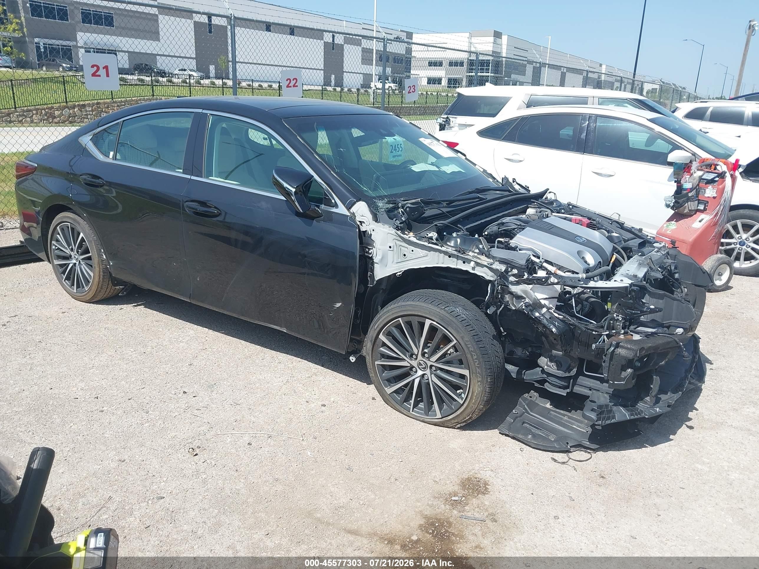 2024 Lexus ES 350 VIN 58ADZ1B1XRU166572 — IAAI salvage auction photo