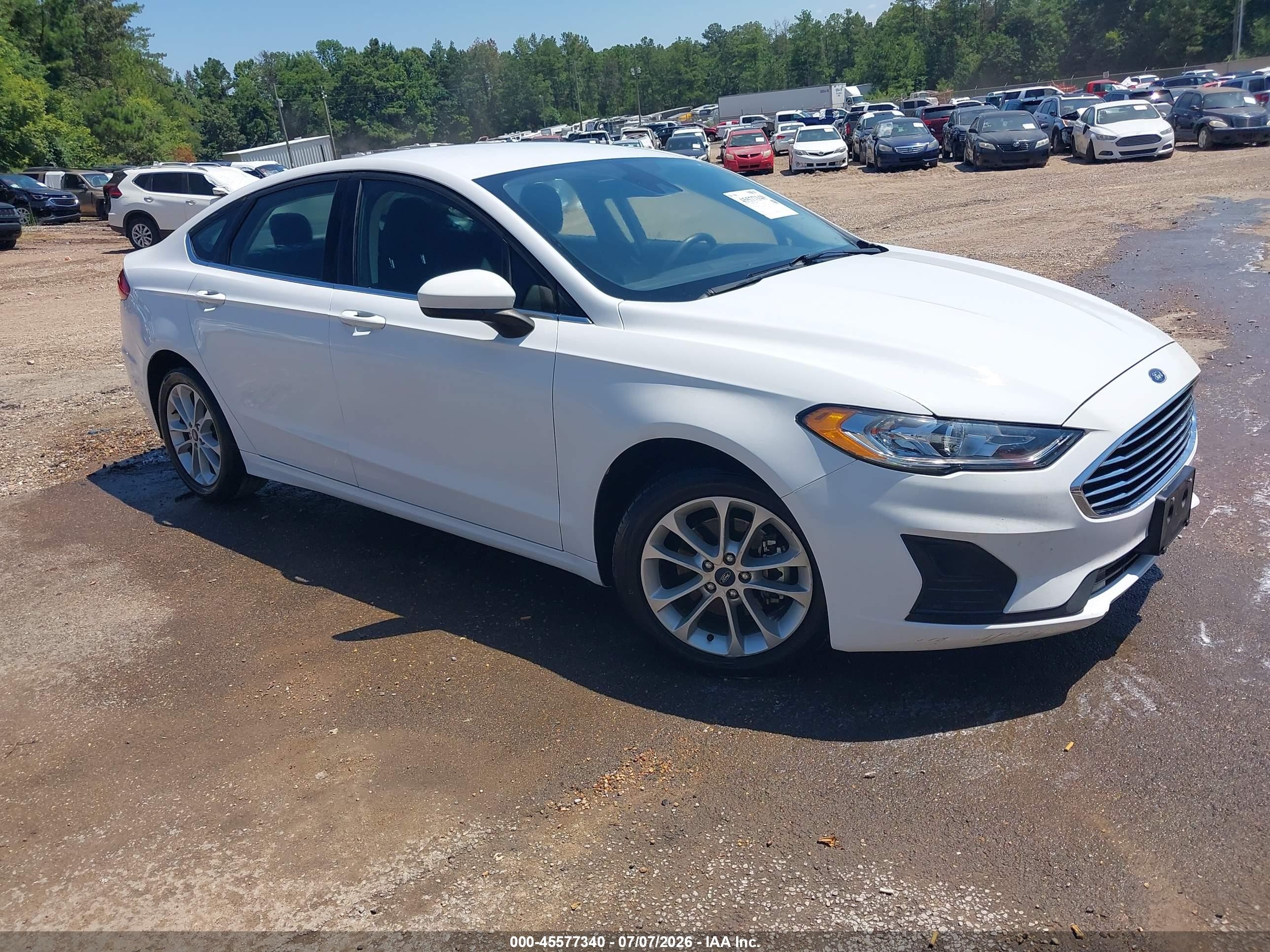 2020 Ford Fusion VIN 3FA6P0LU9LR264798 — IAAI salvage auction photo