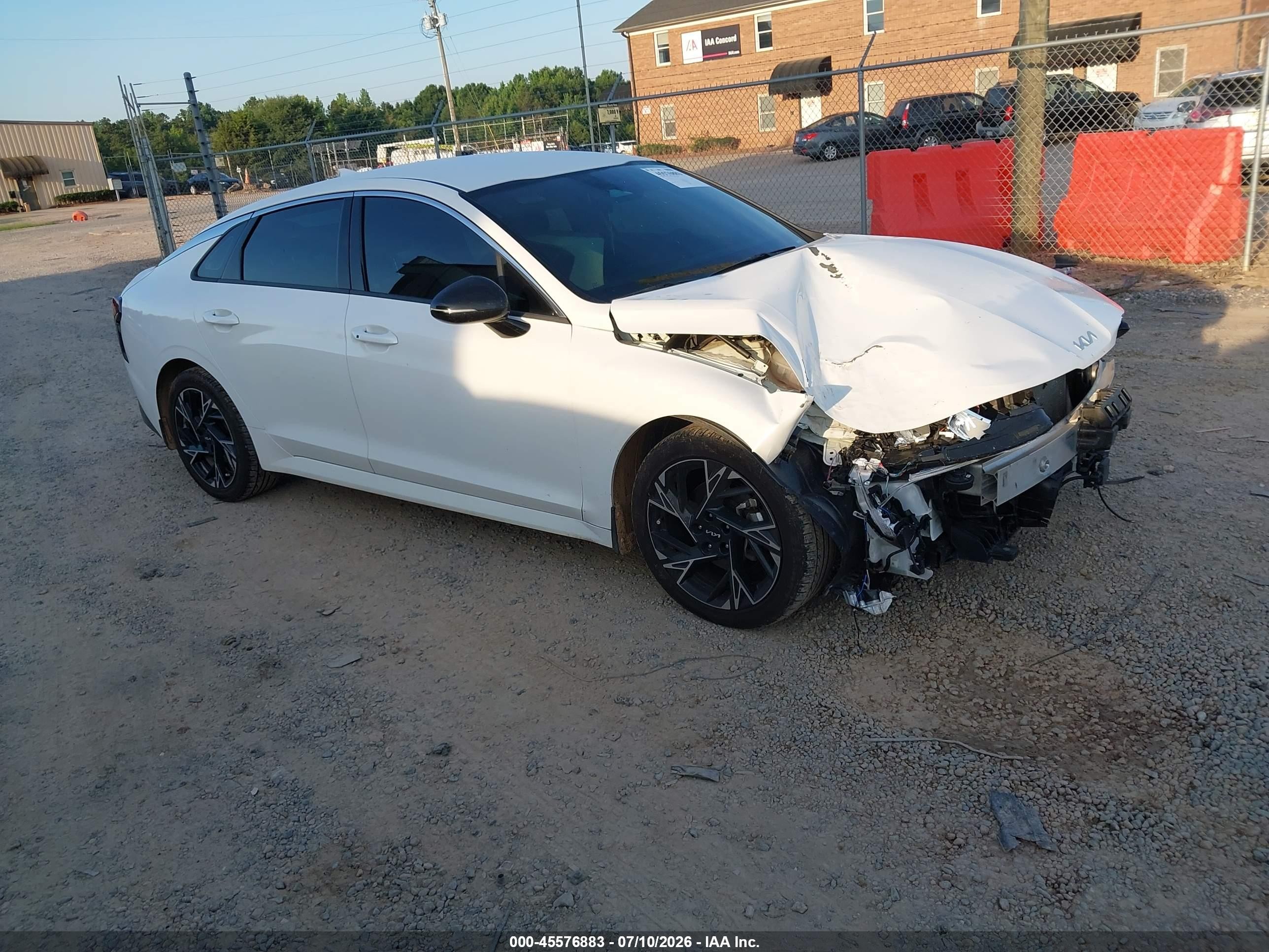 2025 Kia K5 VIN KNAG64J76S5303738 — IAAI salvage auction photo