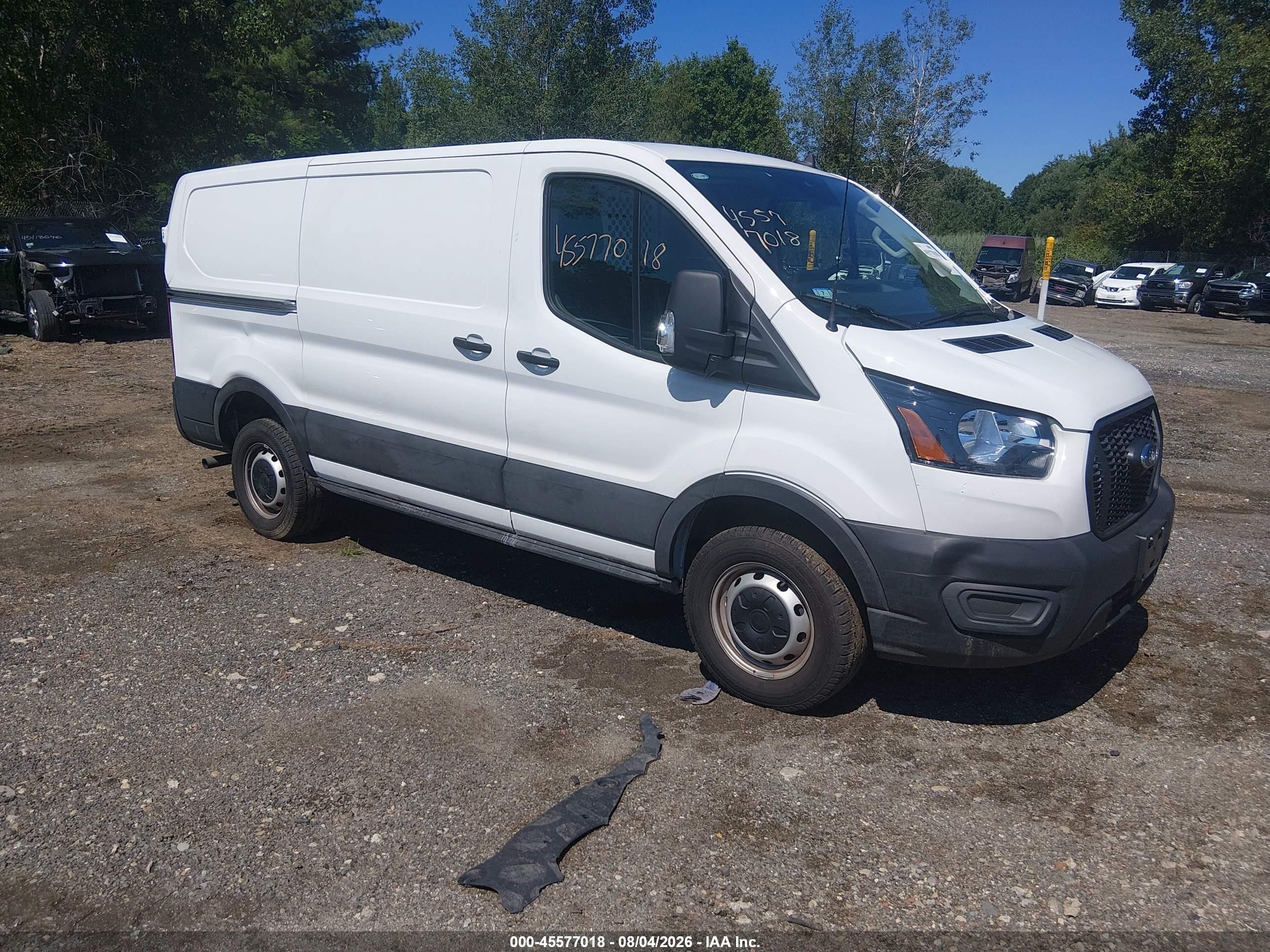 2025 Ford Transit-250 VIN 1FTBR1Y83SKA78021 — IAAI salvage auction photo