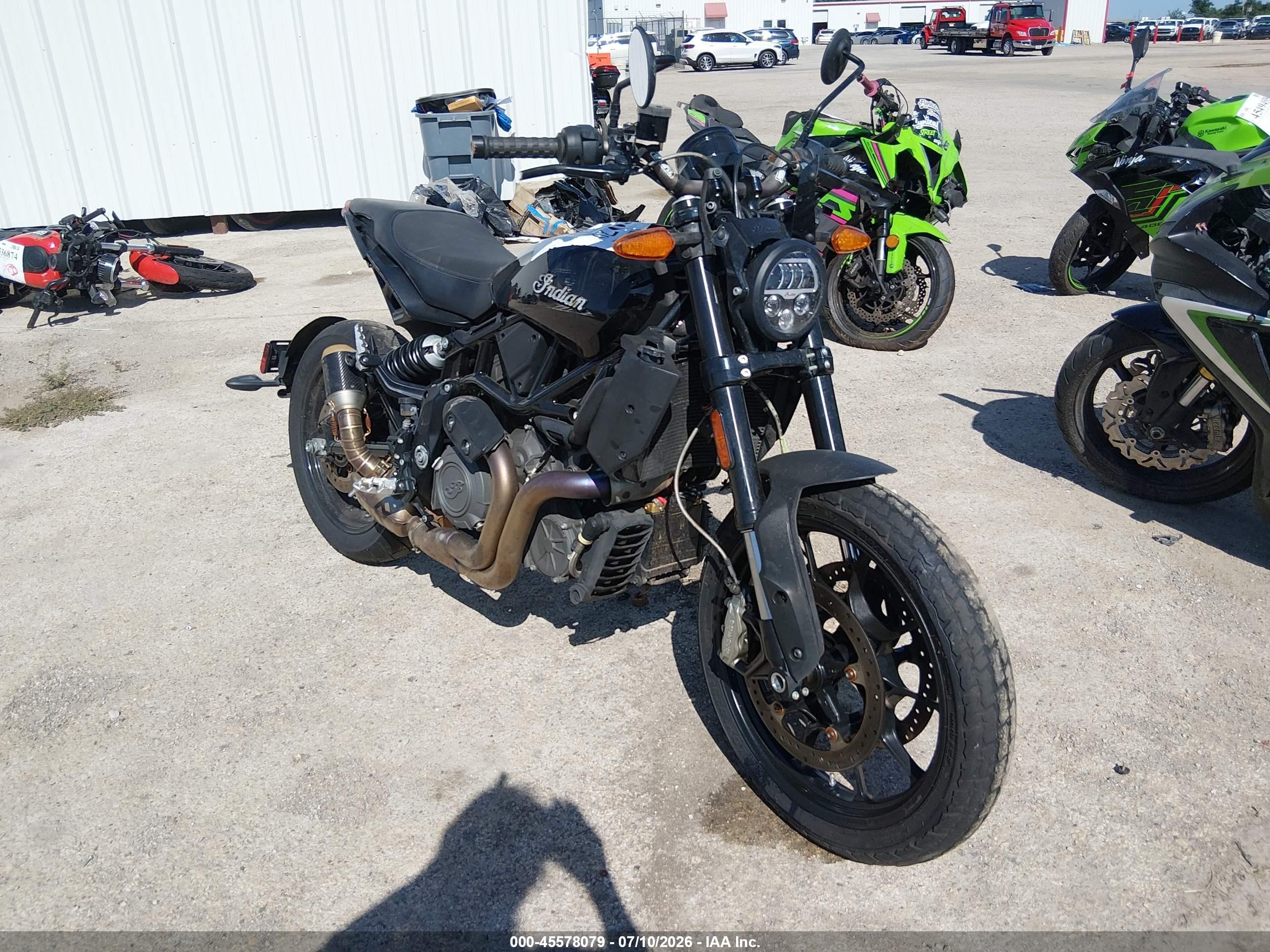 2019 Indian Motorcycle Co. Ftr VIN 56KRTA228K3153515 IAAI salvage auction — Front End, Original (Texas), sold $1,950 on 2026-09-09 (photo 1)