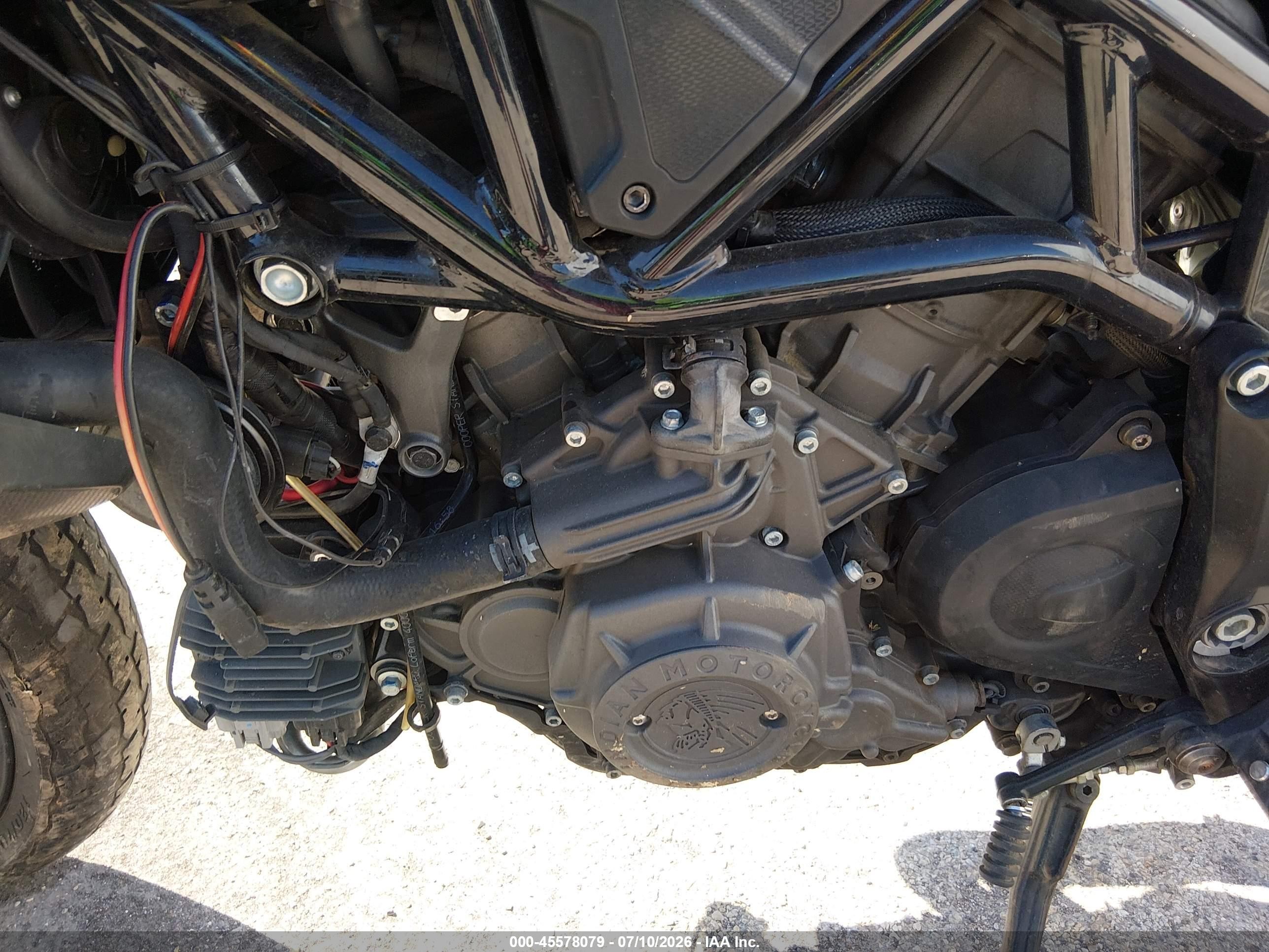 2019 Indian Motorcycle Co. Ftr VIN 56KRTA228K3153515 IAAI salvage auction — Front End, Original (Texas), sold $1,950 on 2026-09-09 (photo 9)