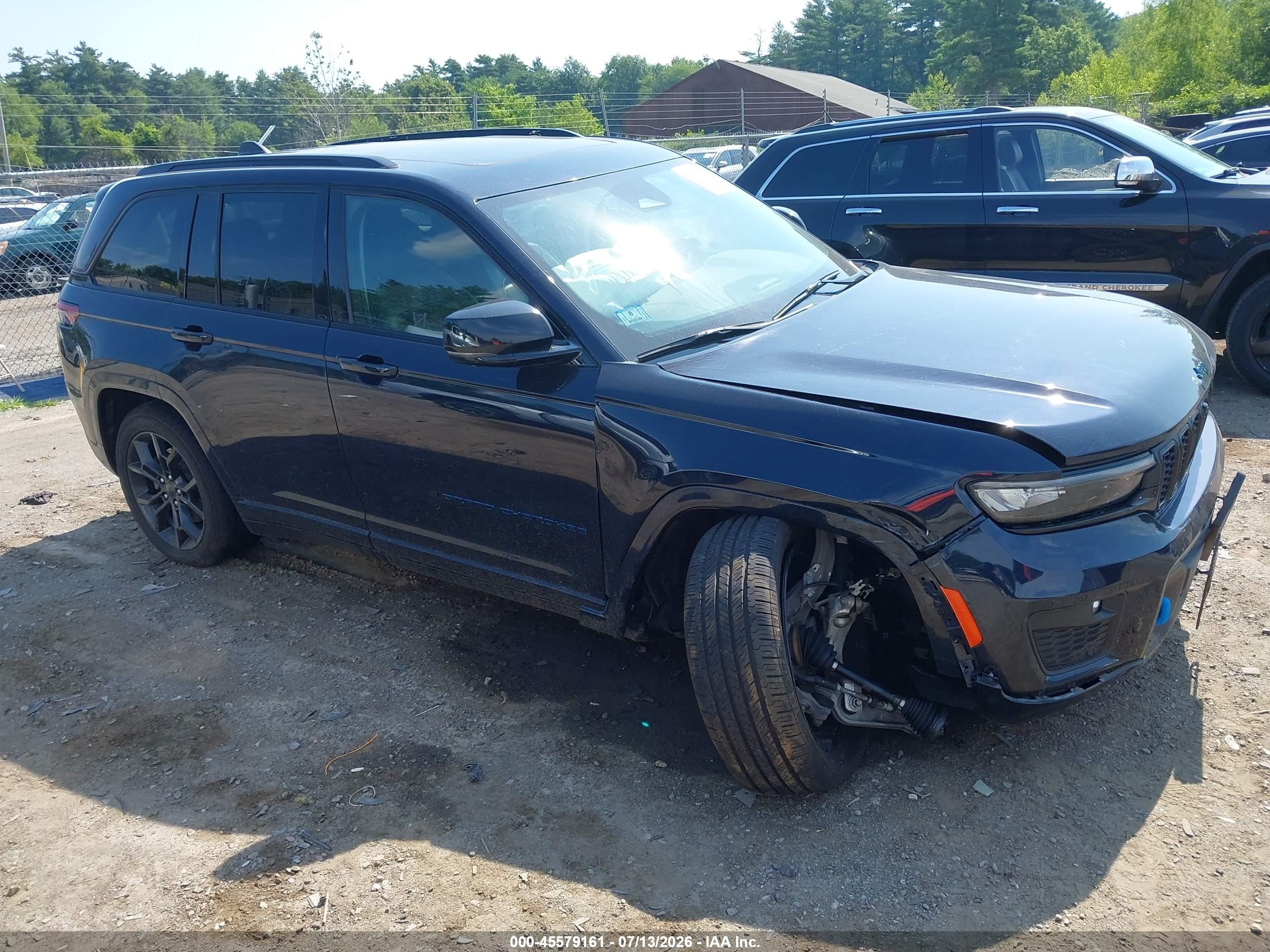 2023 Jeep Grand Cherokee VIN 1C4RJYB63P8892485 — IAAI salvage auction photo