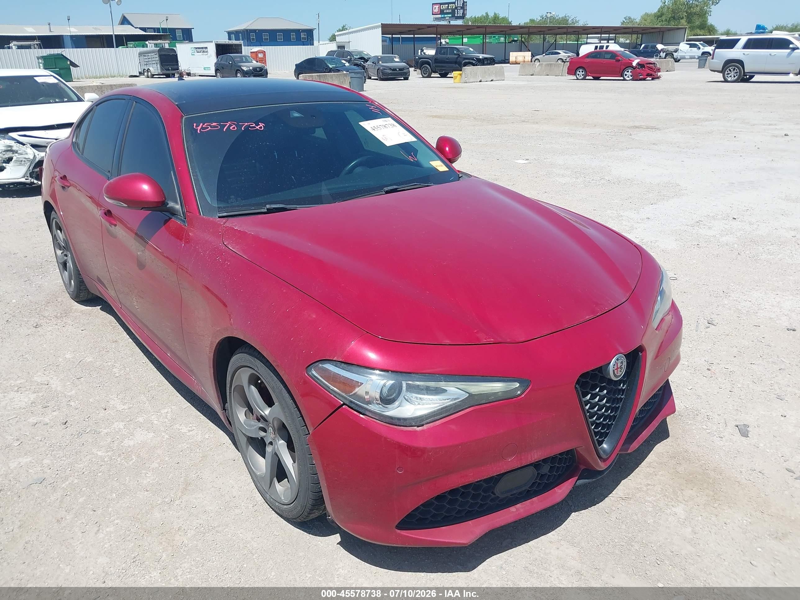 2017 Alfa Romeo Giulia VIN ZARFAECN7H7557816 — IAAI salvage auction photo