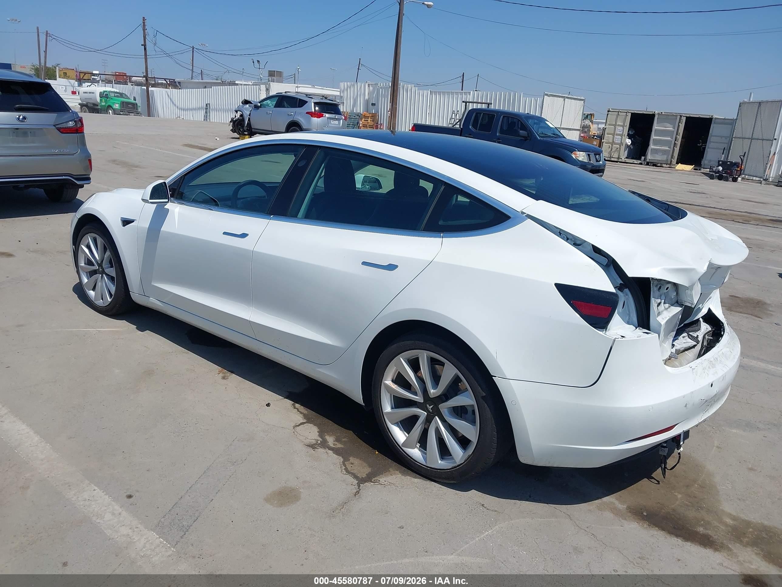 2020 Tesla Model 3 VIN 5YJ3E1EB6LF621568 IAAI salvage auction — Rear End, Salvage (California), sold $5,300 on 2026-09-19 (photo 3)