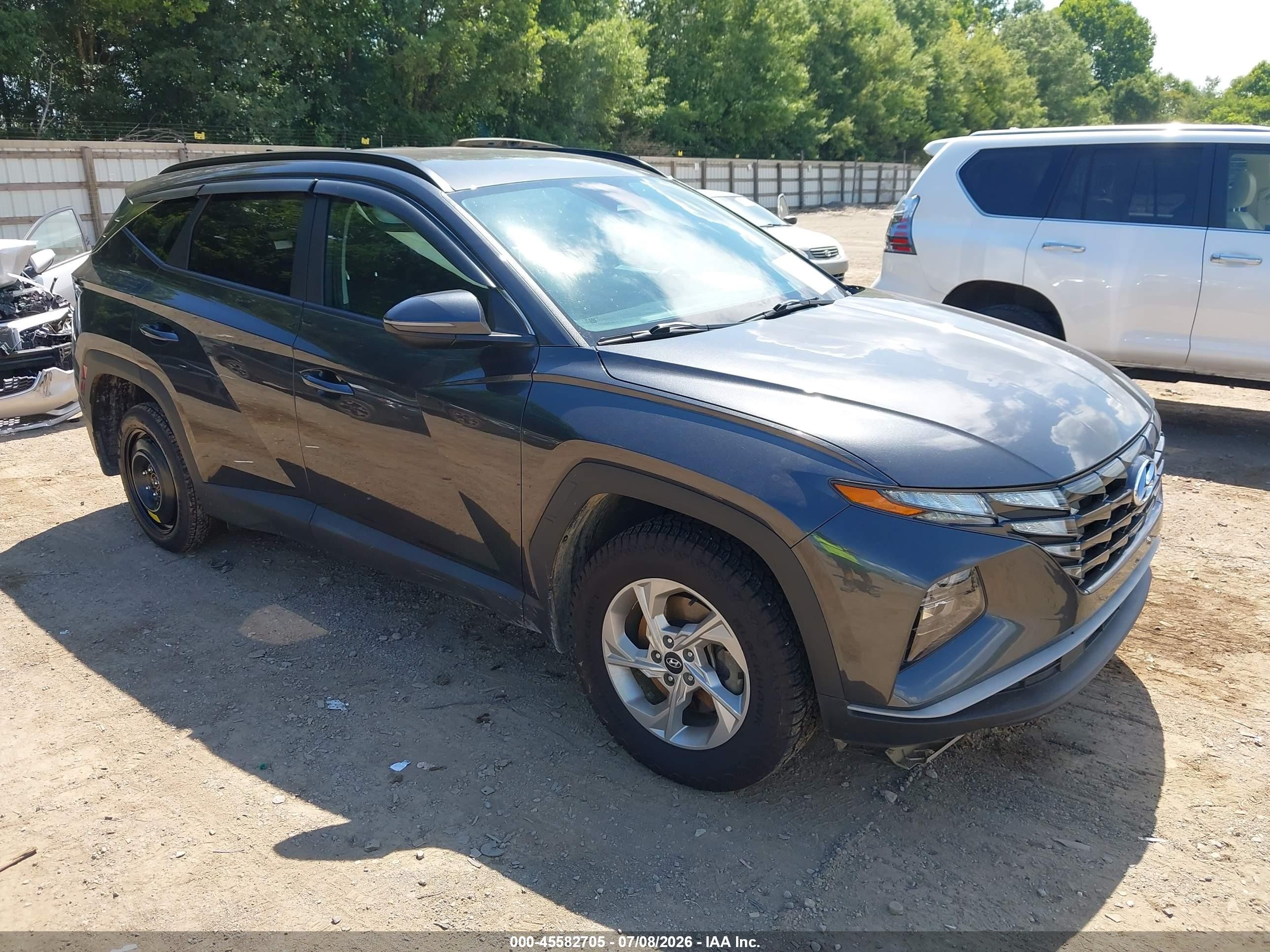 2023 Hyundai Tucson VIN 5NMJBCAE2PH172308 — IAAI salvage auction photo