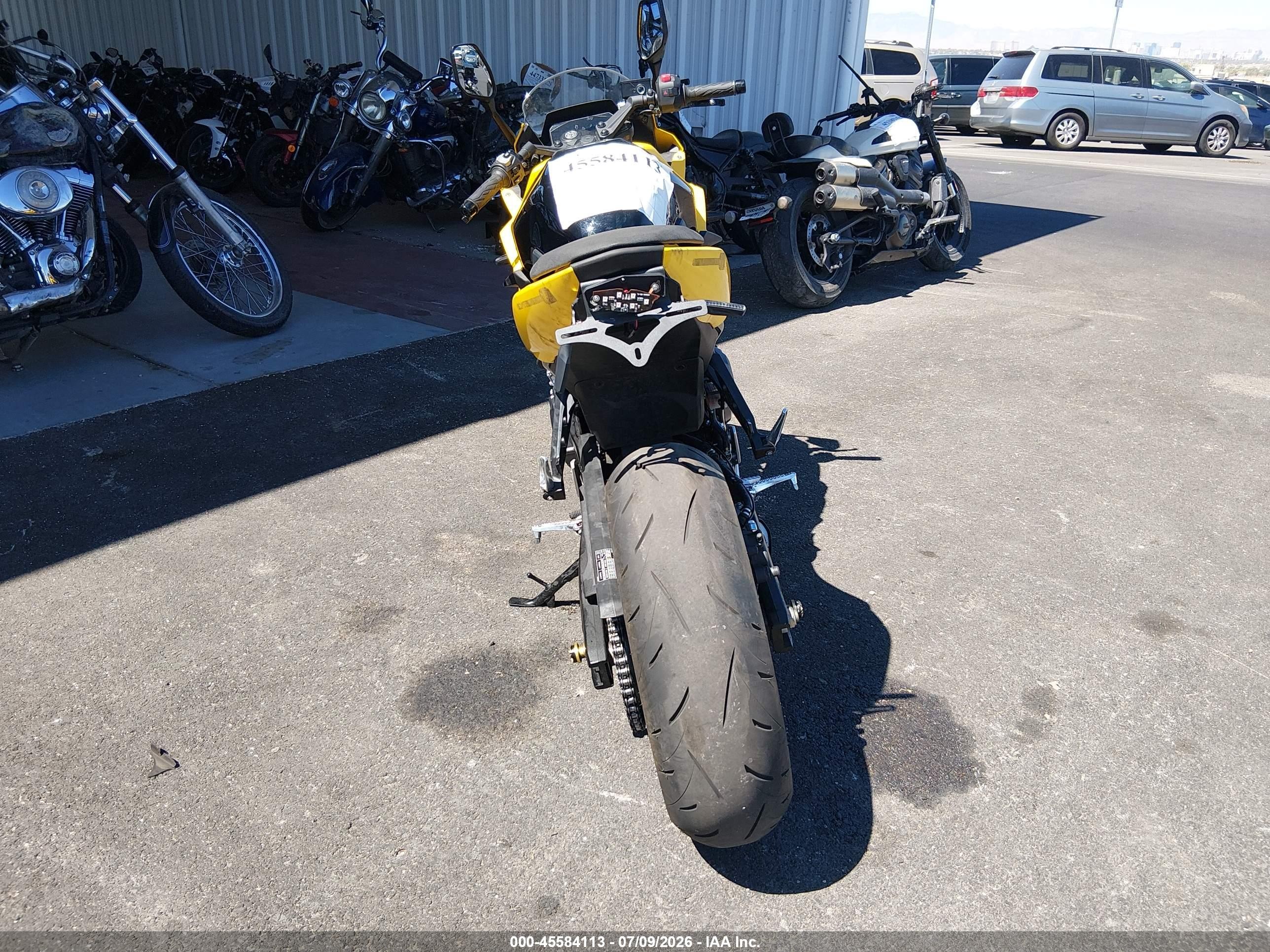 2025 Suzuki Gsx VIN JS1EM13B6S7100444 IAAI salvage auction — Unknown, Salvage (Nevada), sold $2,900 on 2026-09-09 (photo 6)