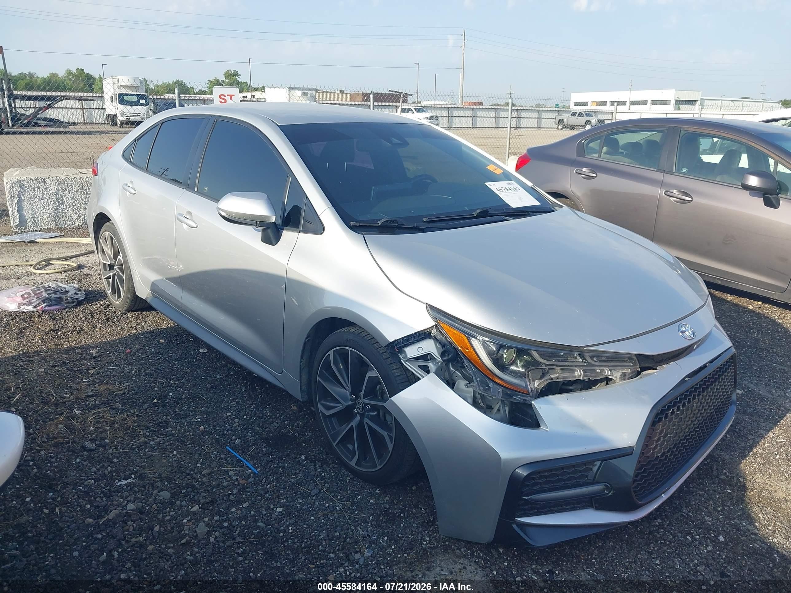 2020 Toyota Corolla VIN JTDS4RCE4LJ032702 — IAAI salvage auction photo