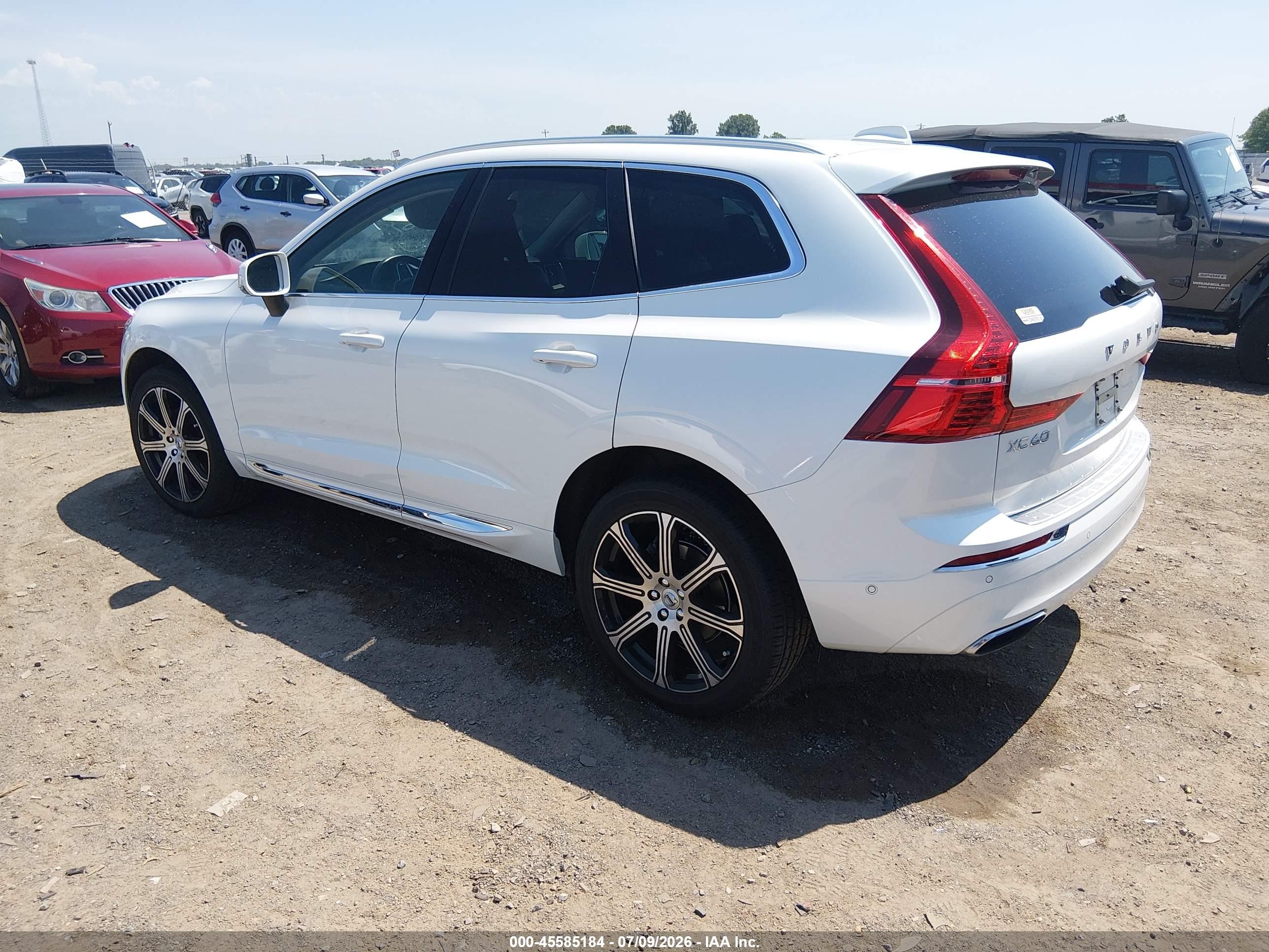 2021 Volvo Xc60 VIN YV4102RL5M1686207 IAAI salvage auction — Side, Salvage (Arkansas), sold $14,400 on 2026-10-05 (photo 3)