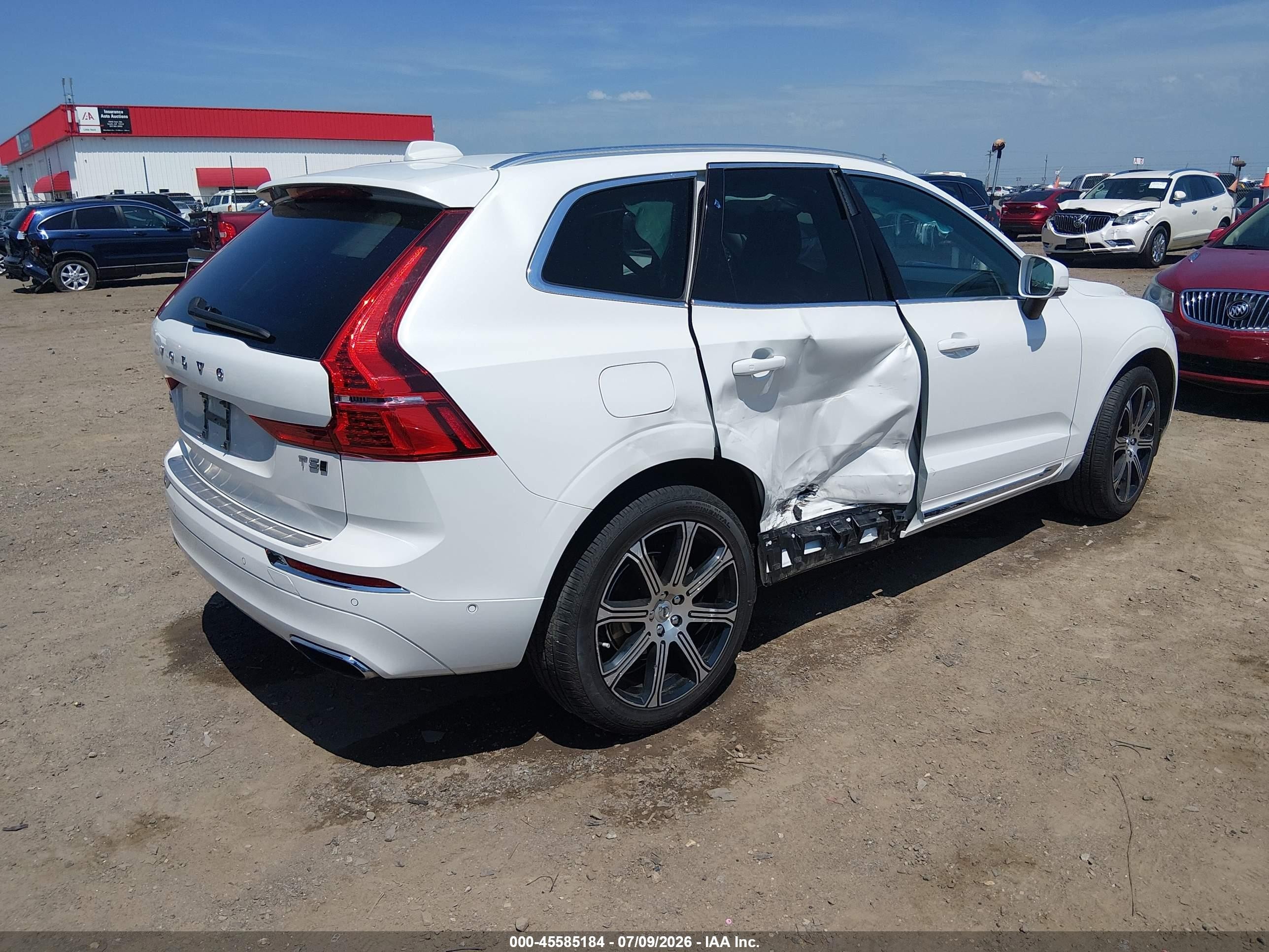 2021 Volvo Xc60 VIN YV4102RL5M1686207 IAAI salvage auction — Side, Salvage (Arkansas), sold $14,400 on 2026-10-05 (photo 4)
