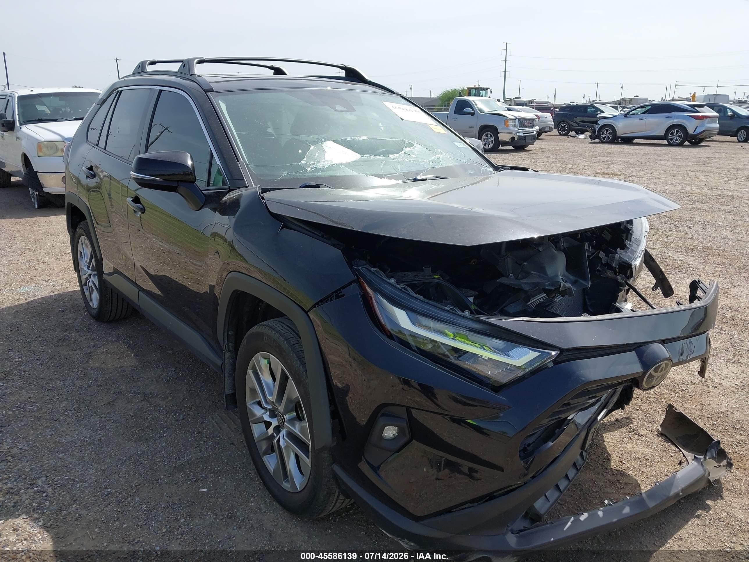 2023 Toyota RAV4 VIN 2T3C1RFV2PC228400 — IAAI salvage auction photo