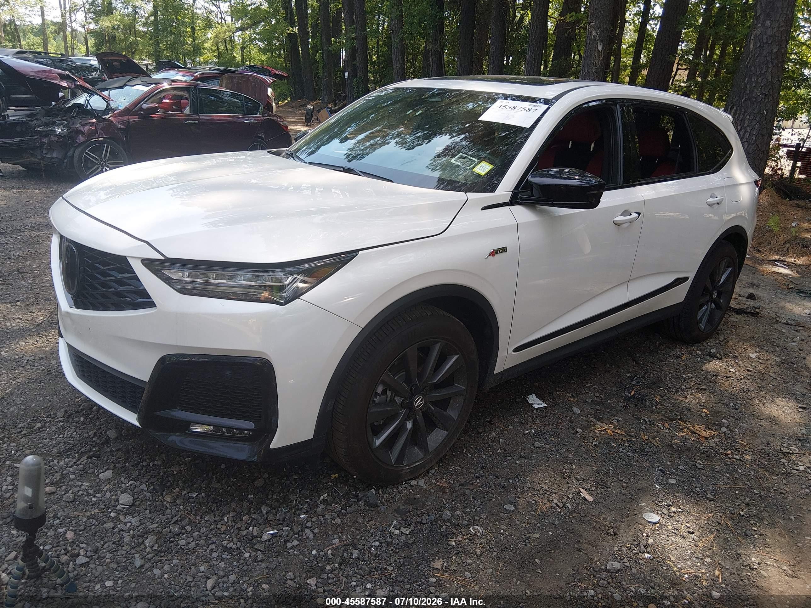 2025 Acura Mdx VIN 5J8YE1H0XSL028843 IAAI salvage auction — Theft, Salvage (Virginia), sold $25,000 on 2026-08-11 (photo 2)
