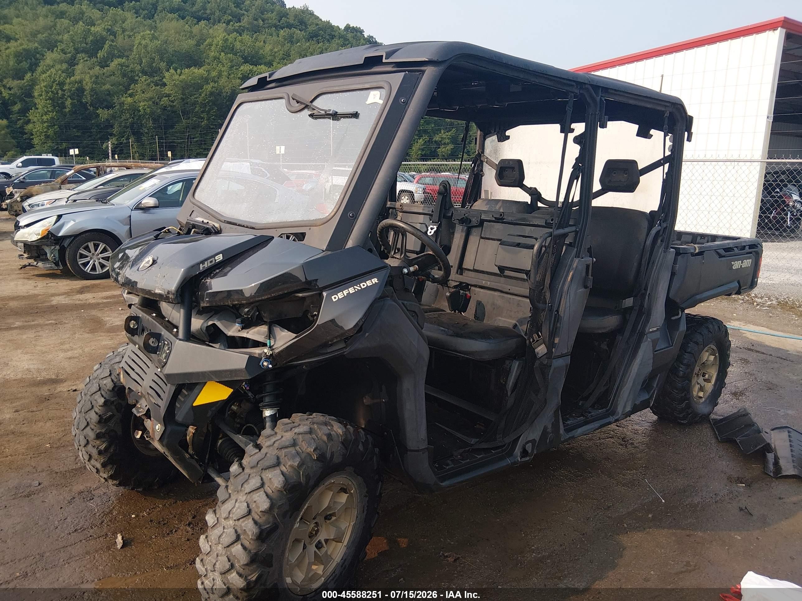 2022 Can-am/ brp Traxter VIN 3JBUBAP46NK002638 IAAI salvage auction — Front End, Salvage (West Virginia), sold $2,050 on 2026-09-02 (photo 2)