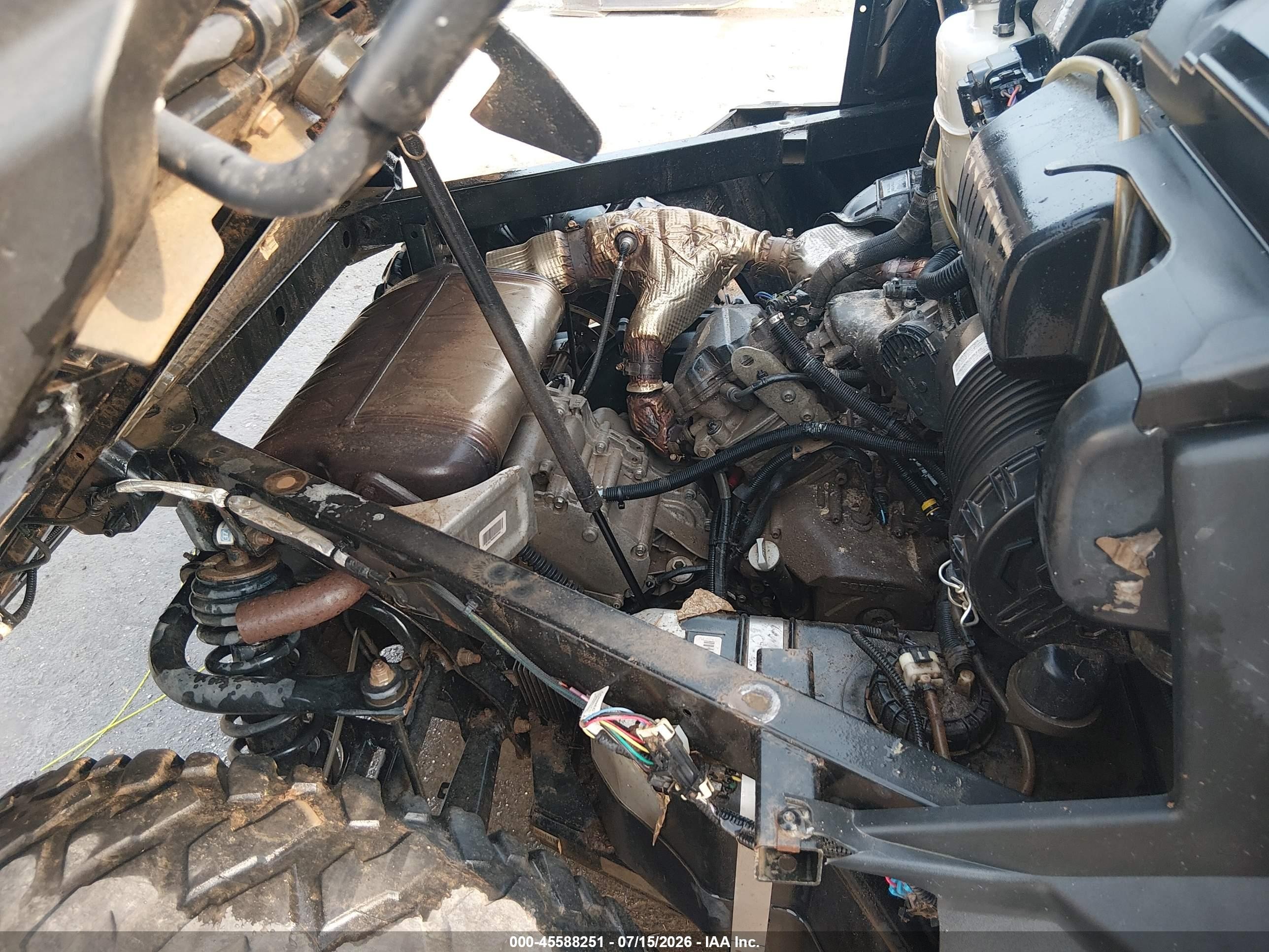 2022 Can-am/ brp Traxter VIN 3JBUBAP46NK002638 IAAI salvage auction — Front End, Salvage (West Virginia), sold $2,050 on 2026-09-02 (photo 8)
