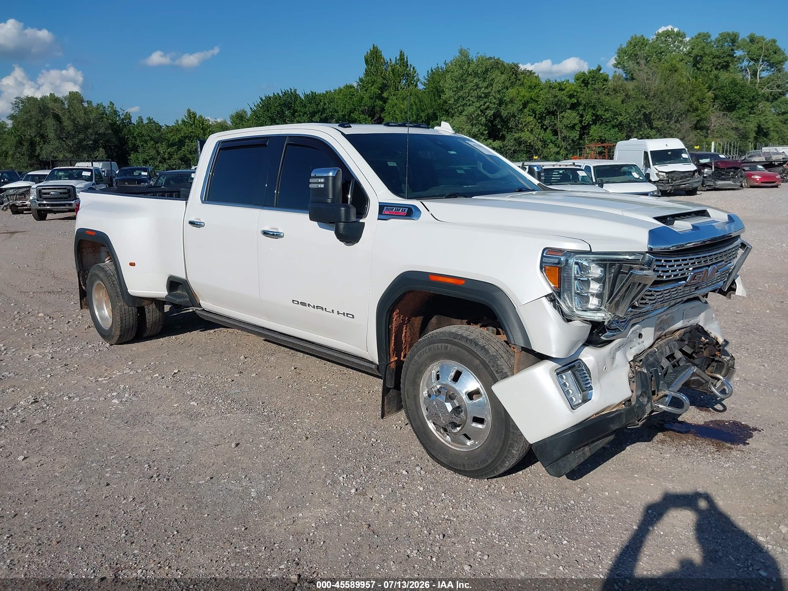 2021 GMC Sierra 3500 HD VIN 1GT49WEY6MF243727 — IAAI salvage auction photo