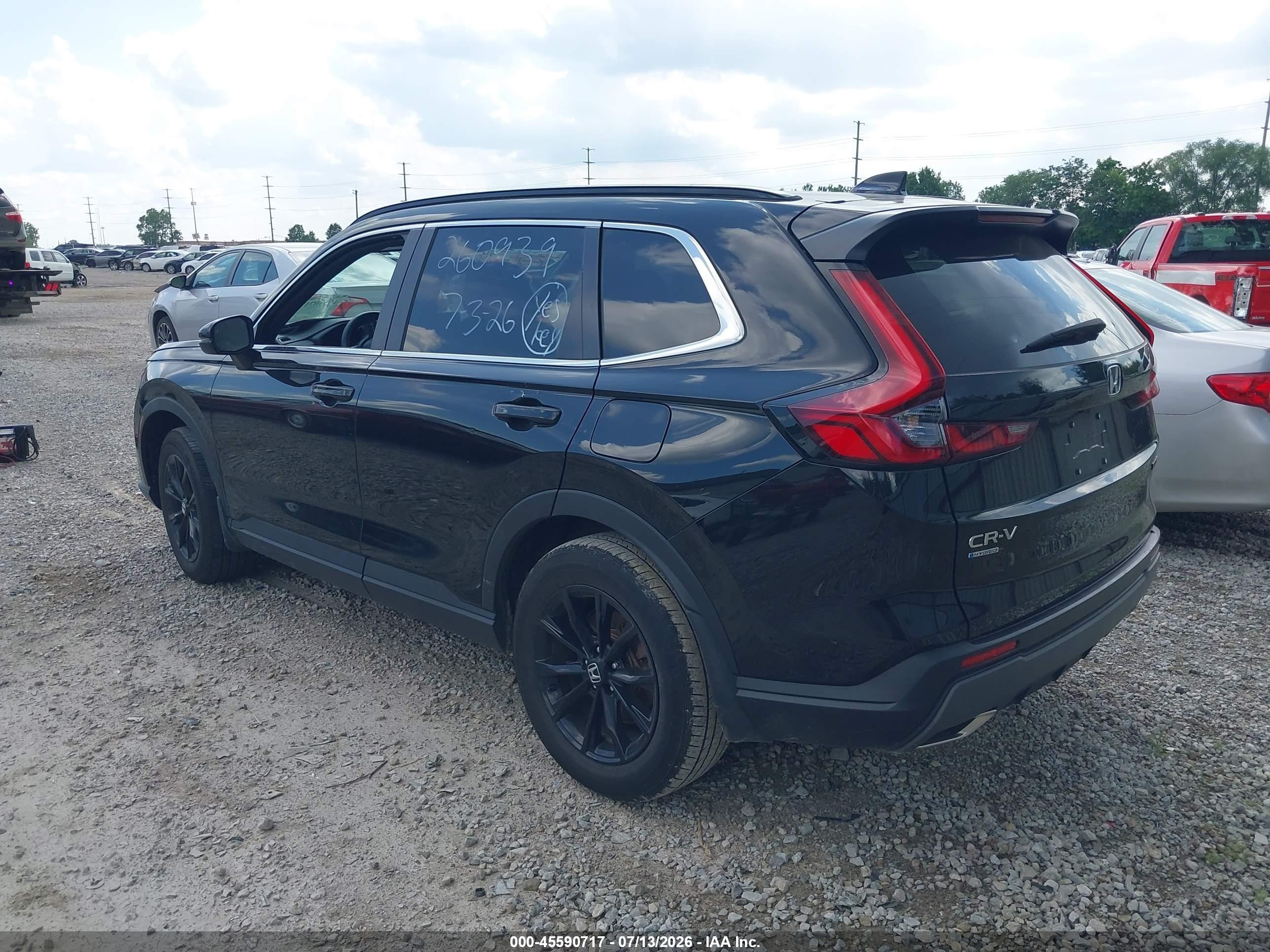 2025 Honda Cr-v VIN 5J6RS6H55SL023418 IAAI salvage auction — Side, Salvage (Ohio), sold $16,200 on 2026-09-09 (photo 3)