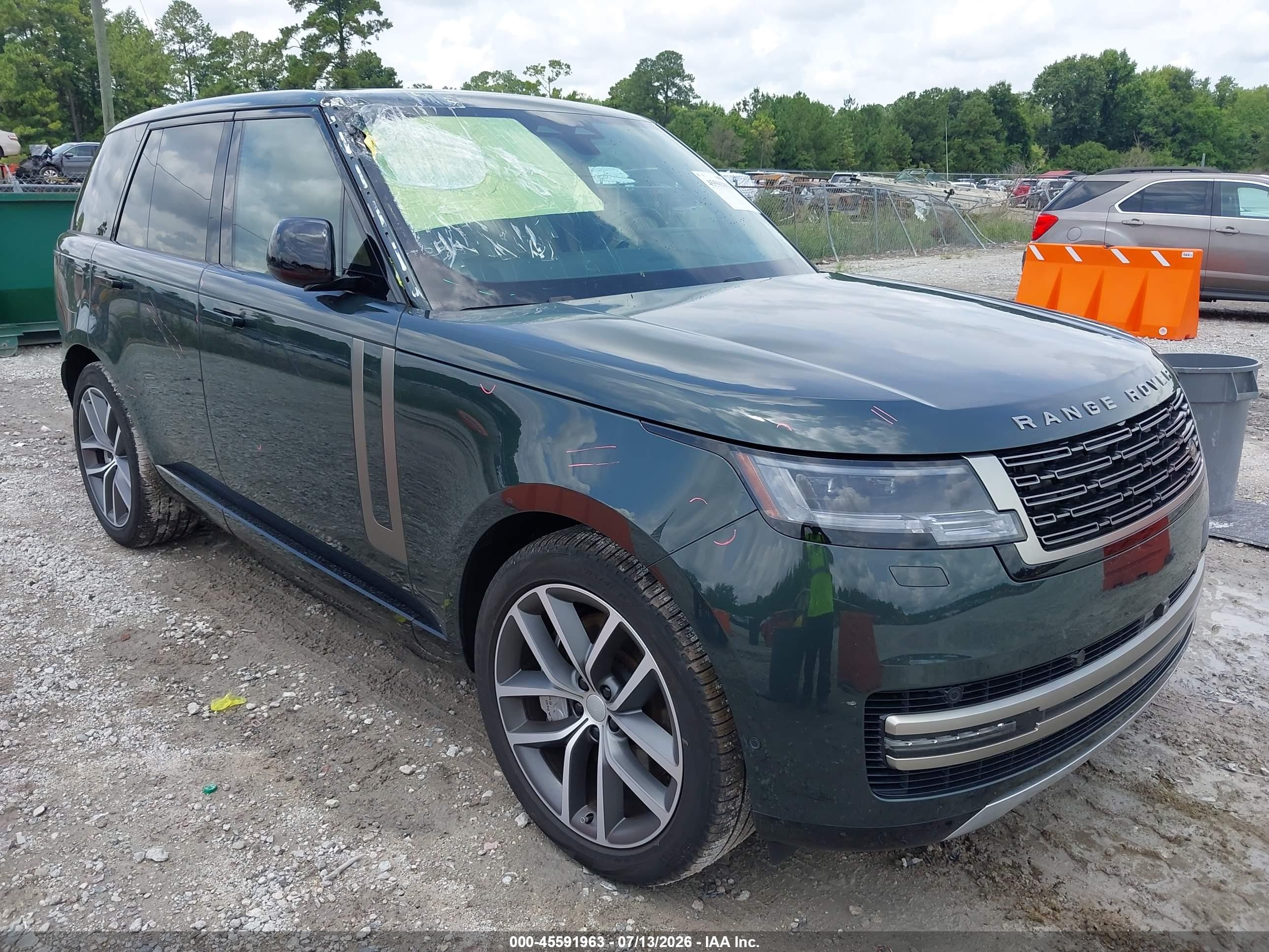 2025 Land Rover Range Rover VIN SALKP9E92SA296631 — IAAI salvage auction photo