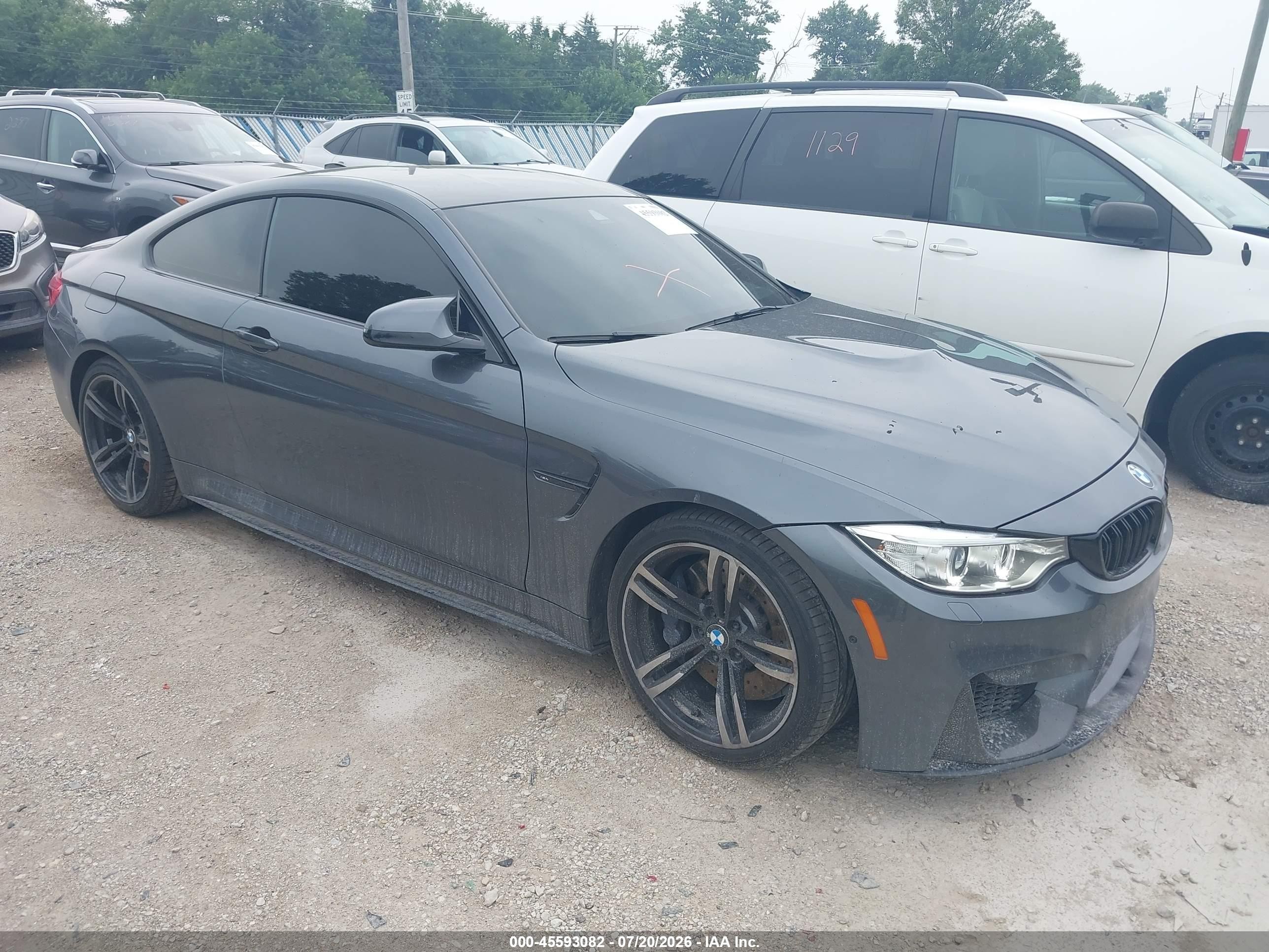 2017 BMW M4 VIN WBS3R9C34HA014303 — IAAI salvage auction photo