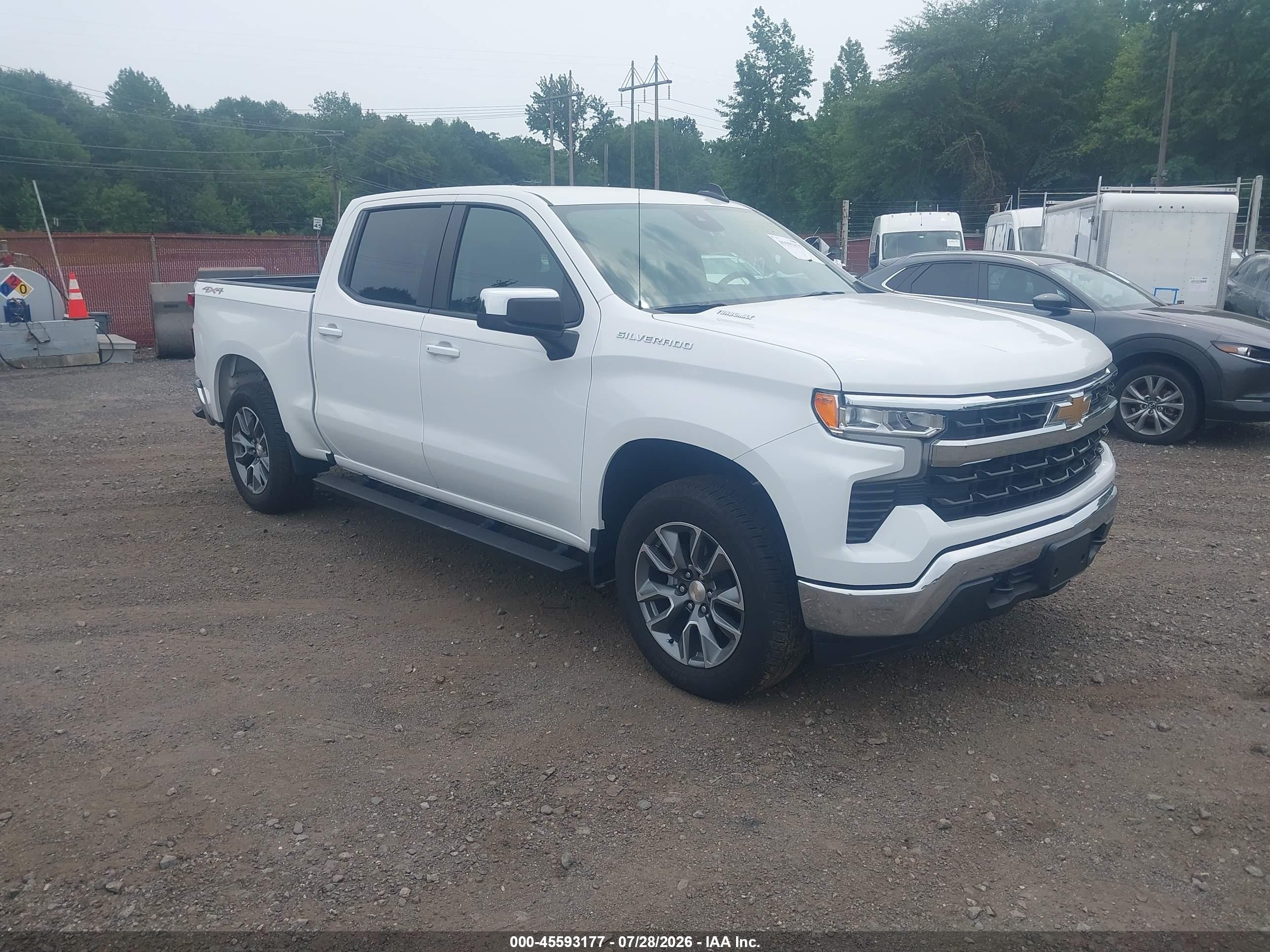 2026 Chevrolet Silverado 1500 VIN 1GCPKKEK3TZ180427 — IAAI salvage auction photo