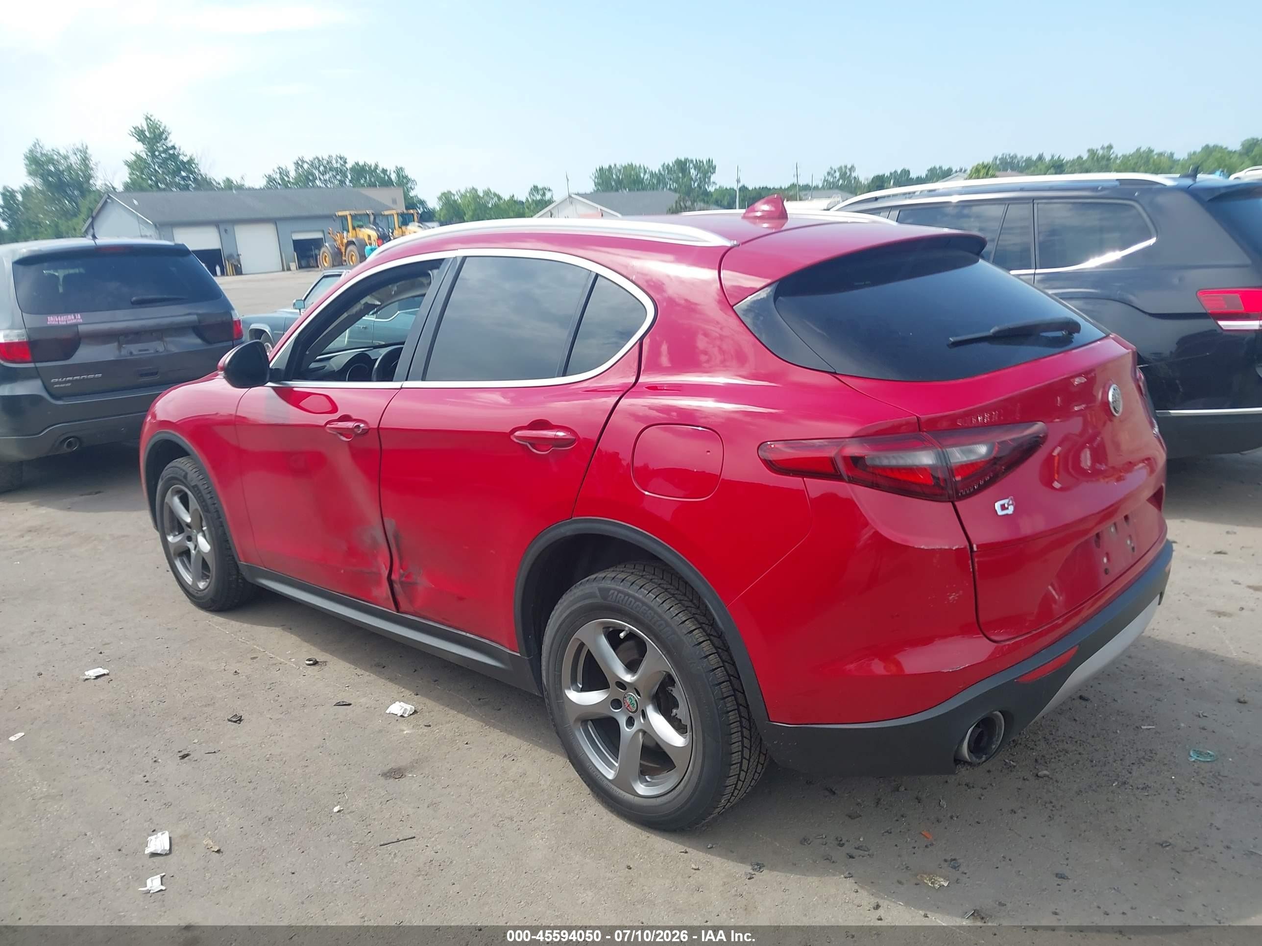 2021 Alfa Romeo Stelvio VIN ZASPAKAN9M7D08760 IAAI salvage auction — Side, Salvage (Ohio), sold $7,500 on 2026-09-12 (photo 3)