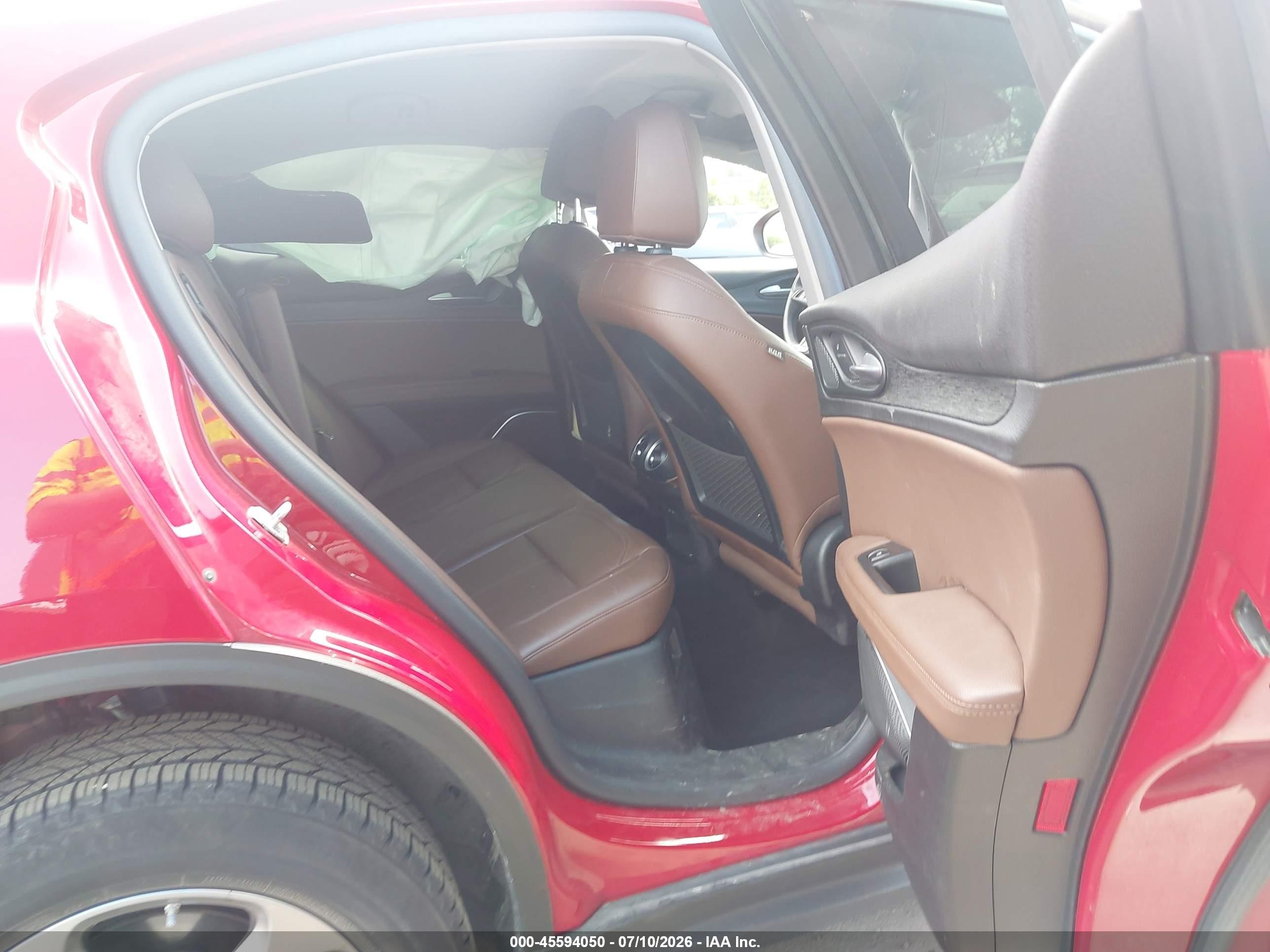 2021 Alfa Romeo Stelvio VIN ZASPAKAN9M7D08760 IAAI salvage auction — Side, Salvage (Ohio), sold $7,500 on 2026-09-12 (photo 8)