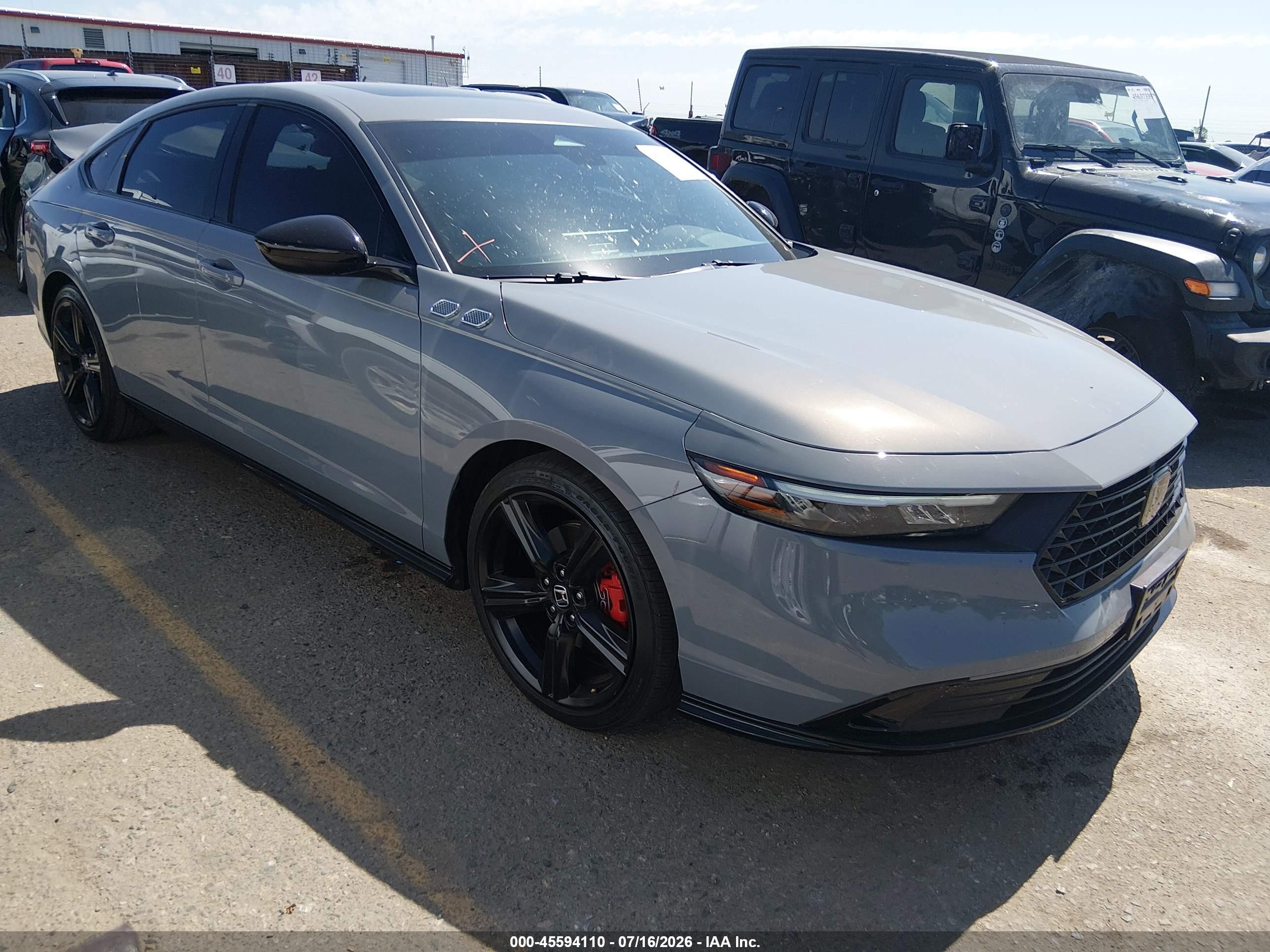 2024 Honda Accord VIN 1HGCY2F71RA073232 — IAAI salvage auction photo