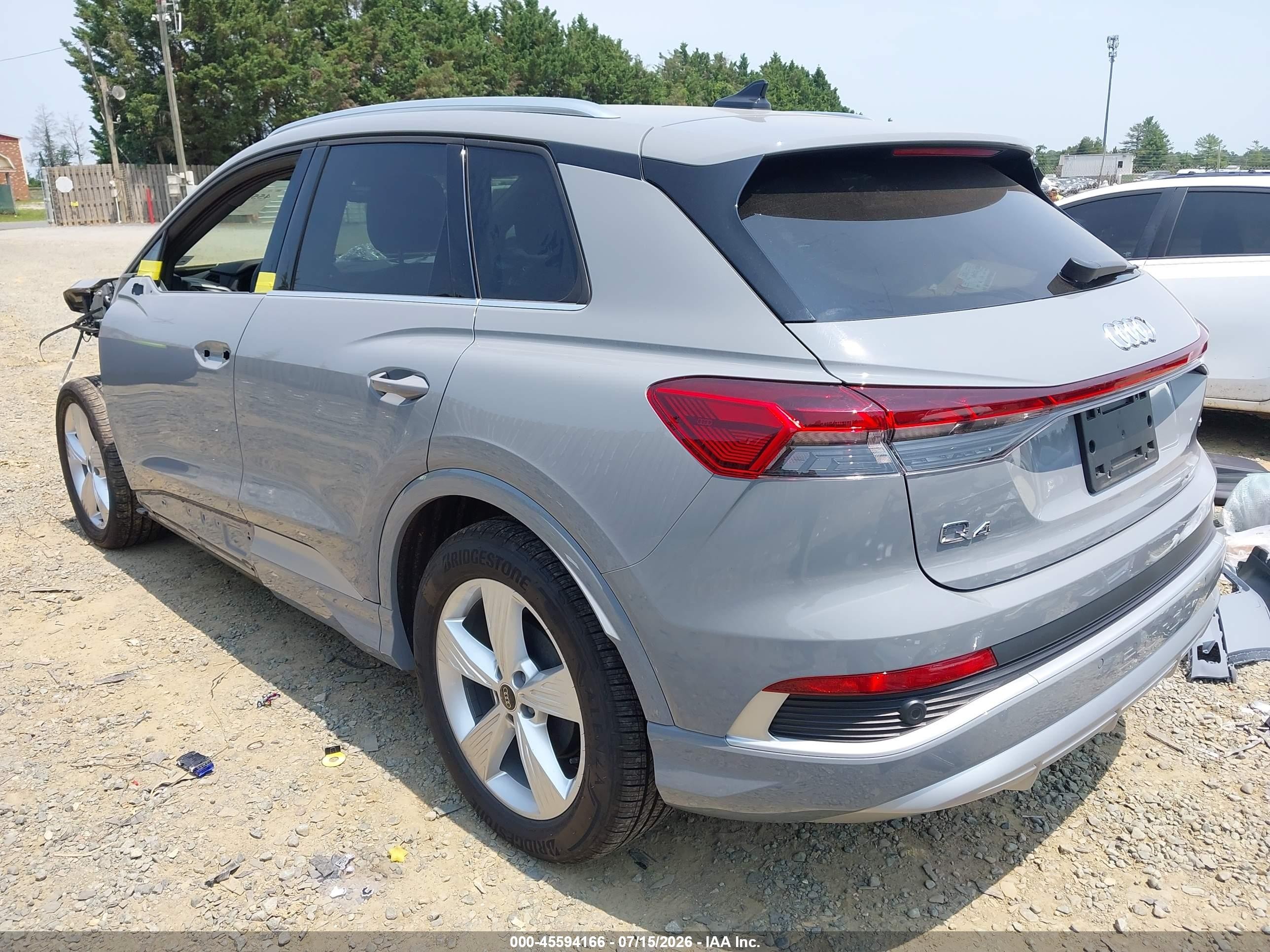 2025 Audi Q4 e-tron VIN WA1KUBFZ1SP041675 IAAI salvage auction — Front End, Salvage (Virginia), sold $16,400 on 2026-09-10 (photo 3)