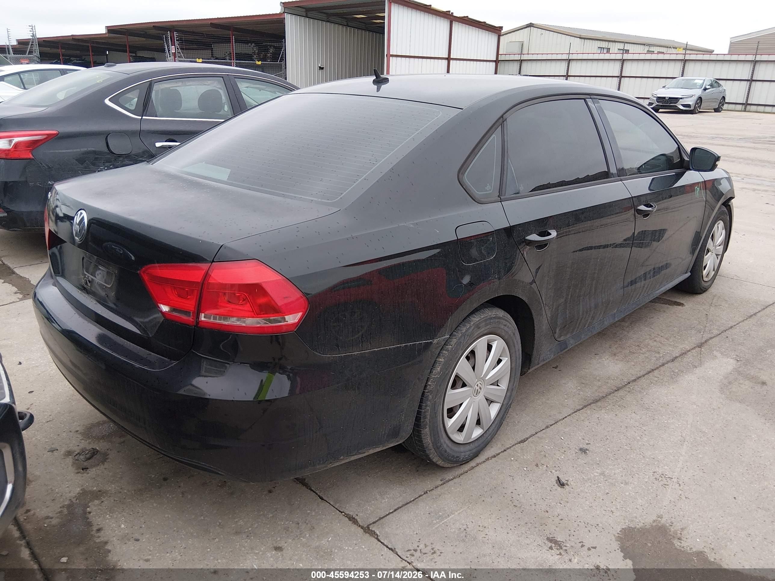 2013 Volkswagen Passat VIN 1VWAP7A30DC037939 IAAI salvage auction — Unknown, Original (Texas), sold $1,250 on 2026-09-14 (photo 4)