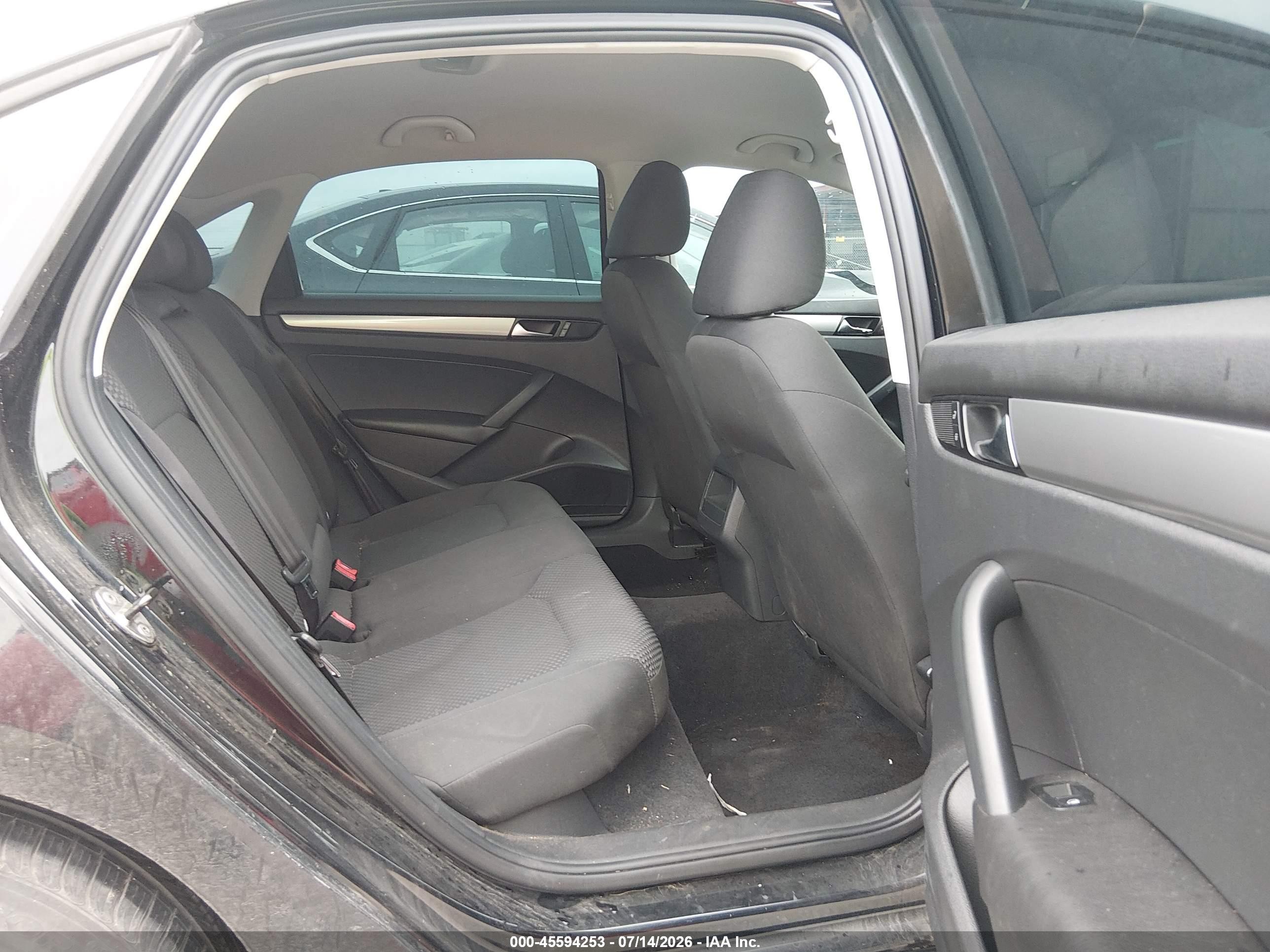 2013 Volkswagen Passat VIN 1VWAP7A30DC037939 IAAI salvage auction — Unknown, Original (Texas), sold $1,250 on 2026-09-14 (photo 8)