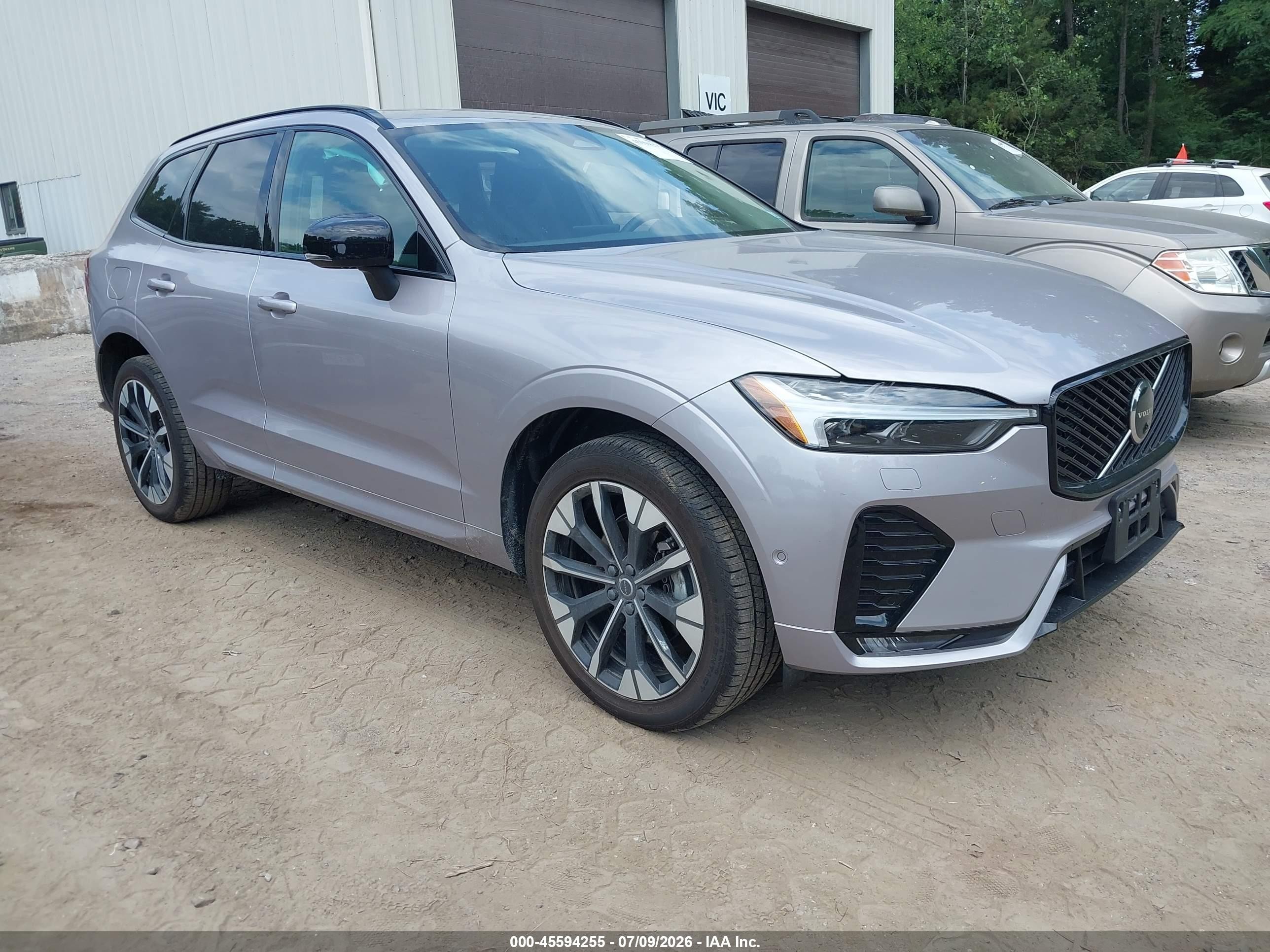 2026 Volvo XC60 VIN YV4M12RC4T1386277 — IAAI salvage auction photo