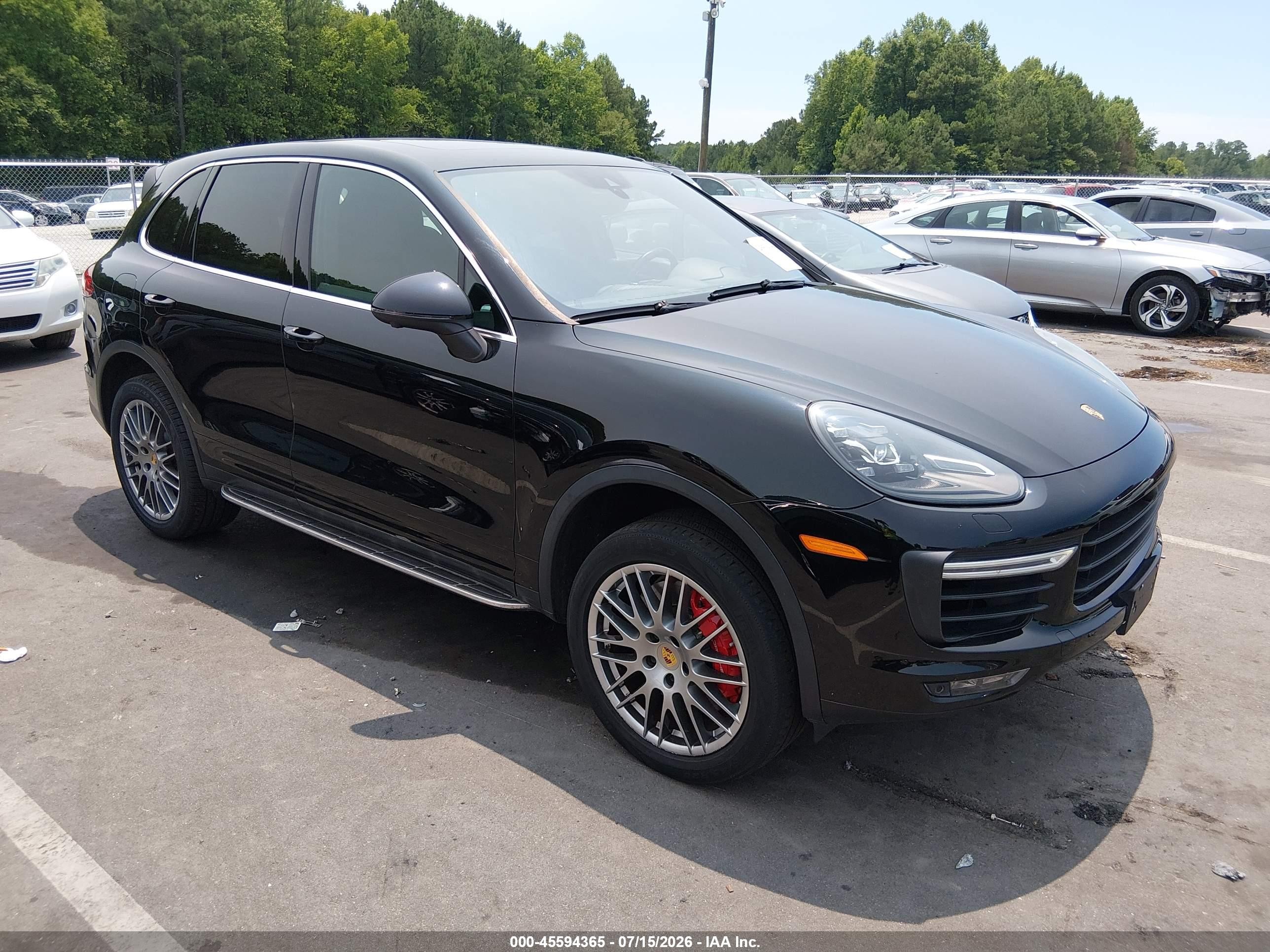 2016 Porsche Cayenne VIN WP1AC2A27GLA88012 — IAAI salvage auction photo